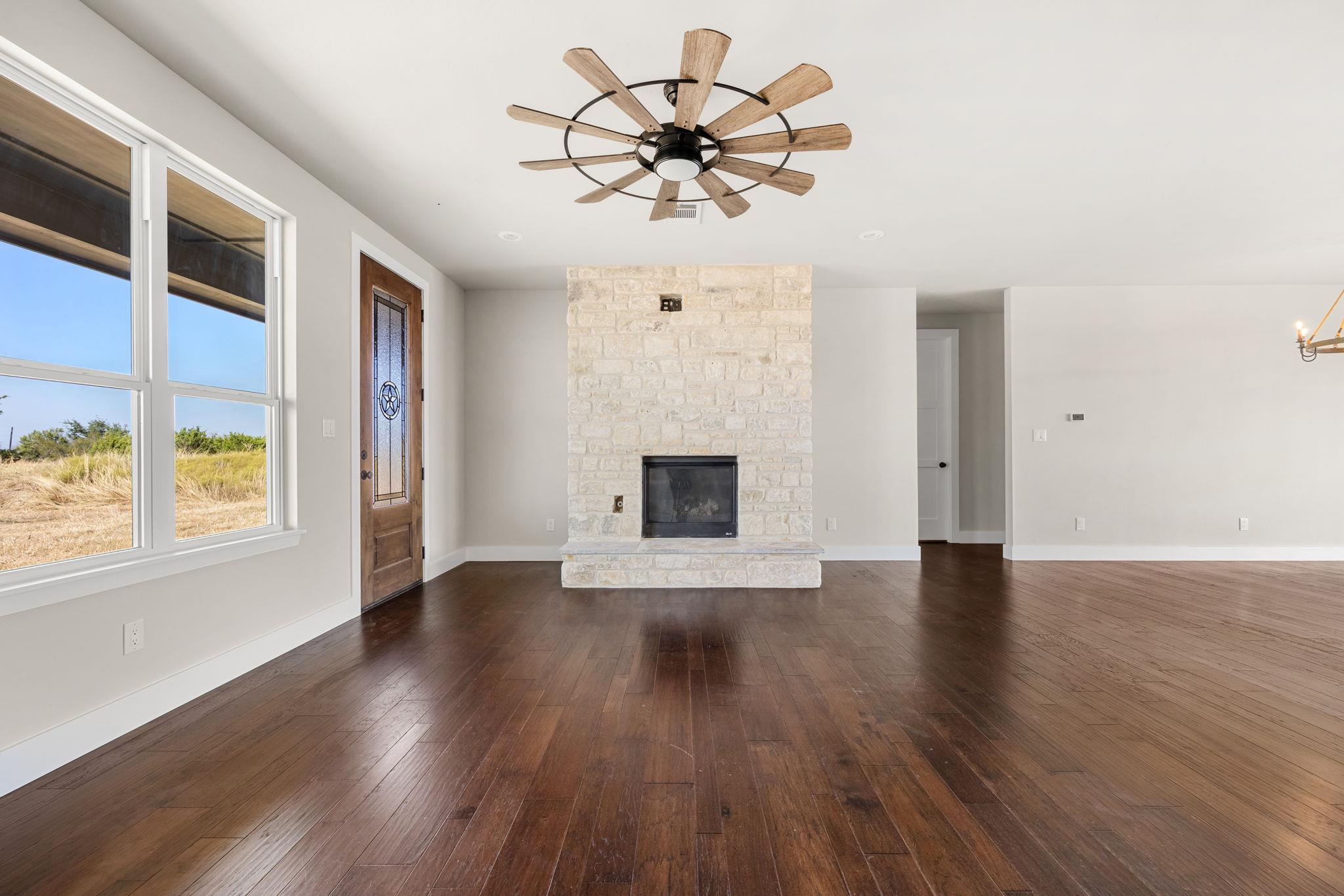 5777 County Road 236 Rd, Liberty Hill, TX 78642