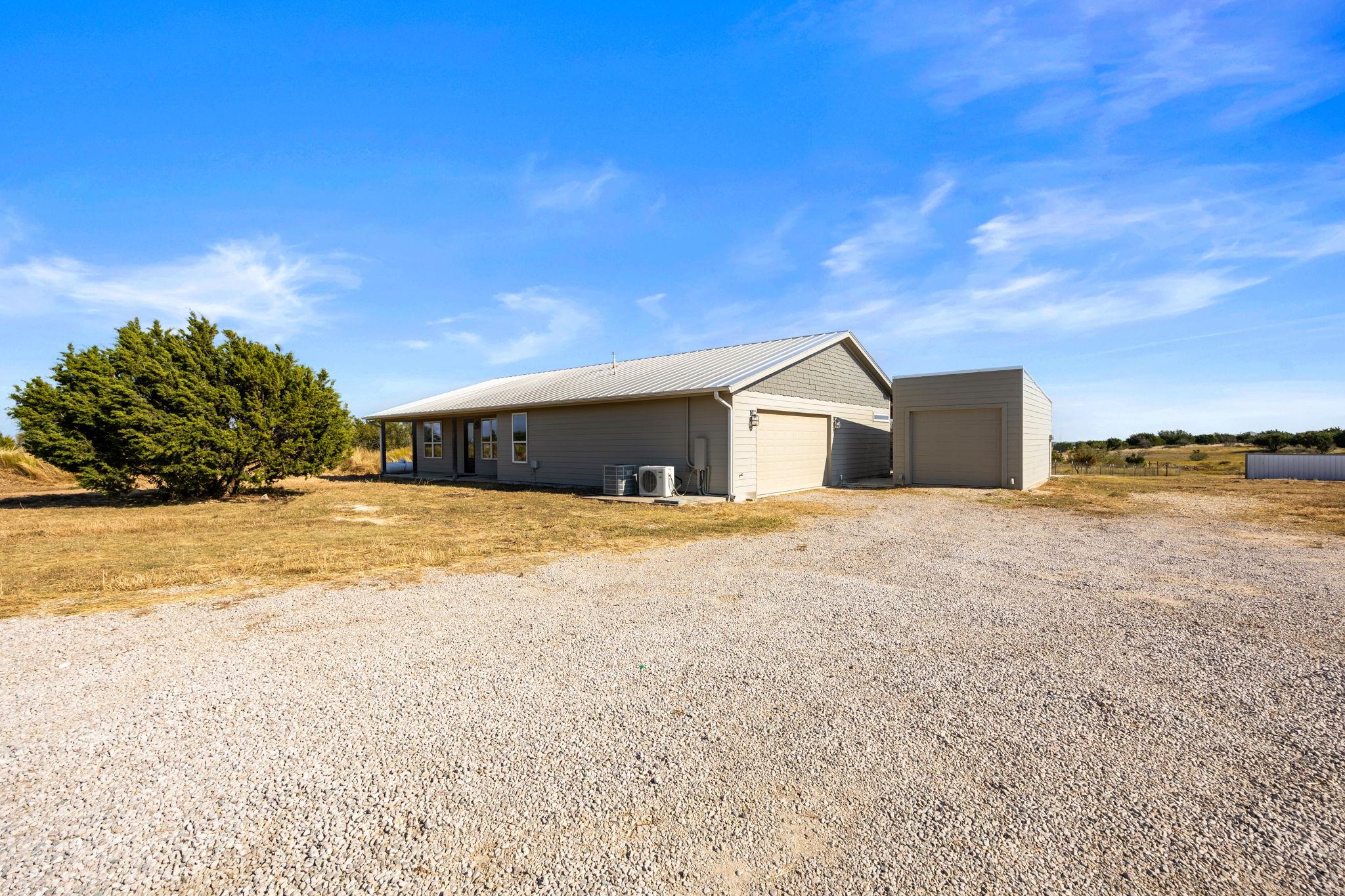 5777 County Road 236 Rd, Liberty Hill, TX 78642