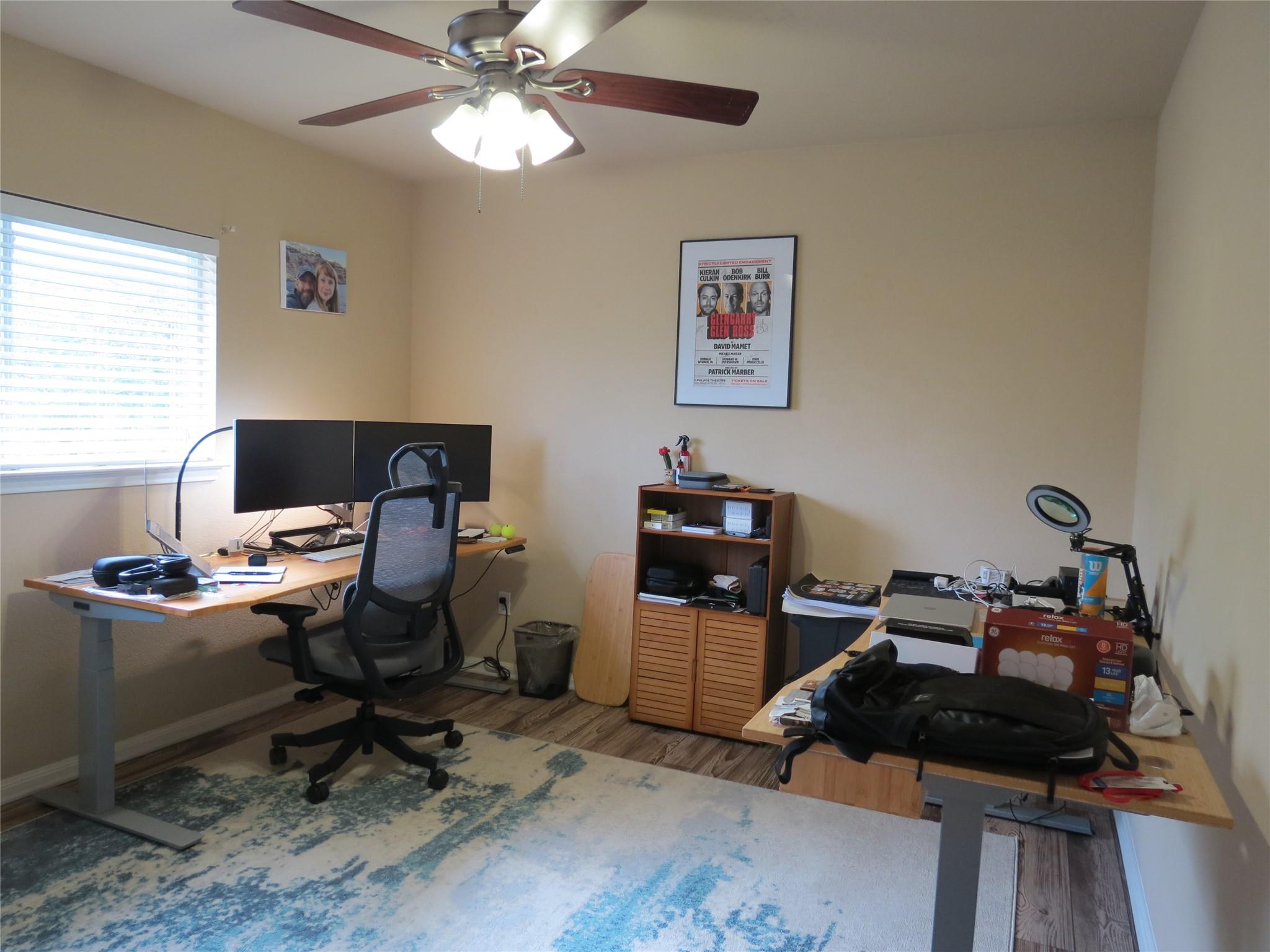 402 Las Colinas Dr, Leander, TX 78641