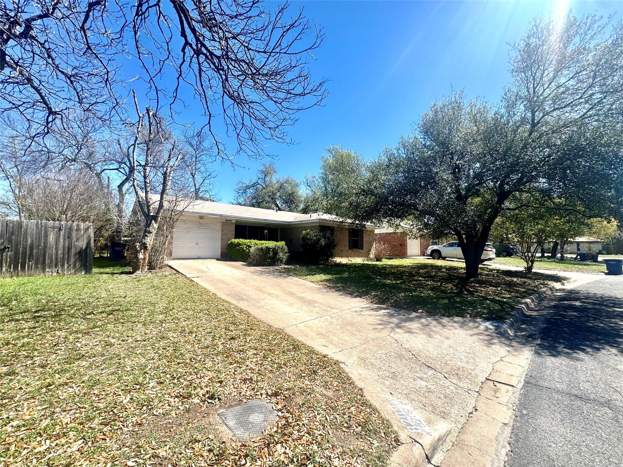 8209 Easter Cv, Austin, TX 78757