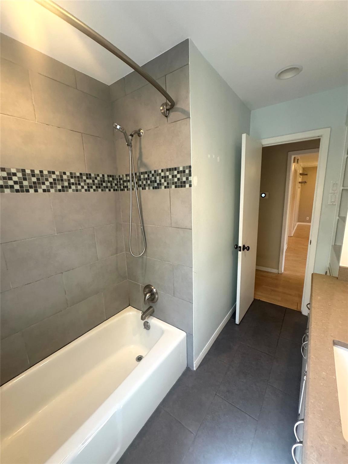 8209 Easter Cv, Austin, TX 78757