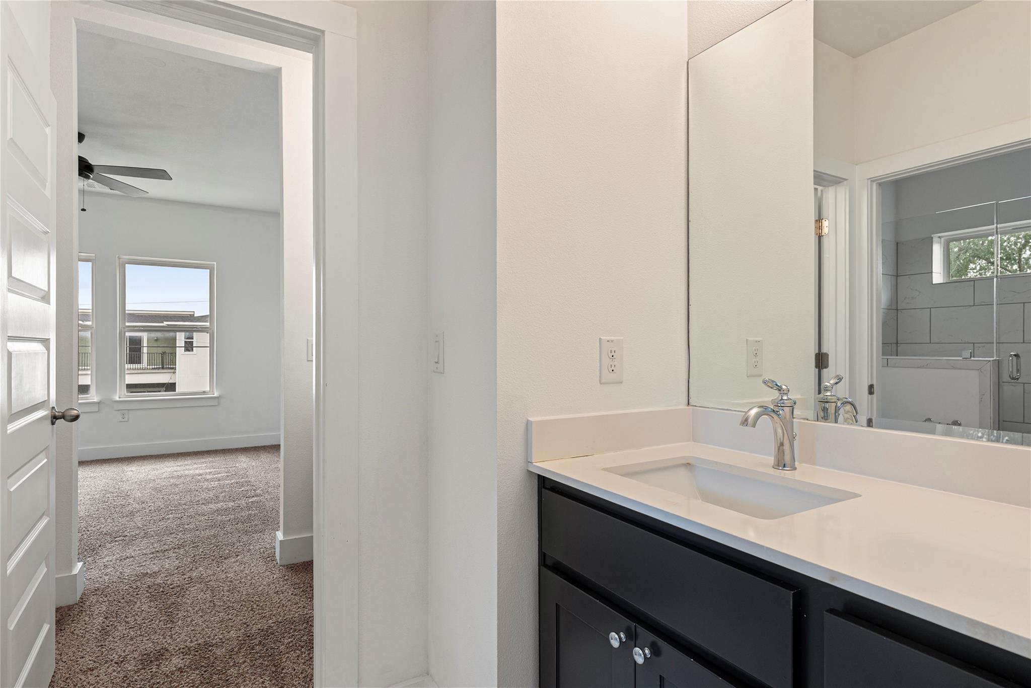 5006 Baker St # A, Austin, TX 78721