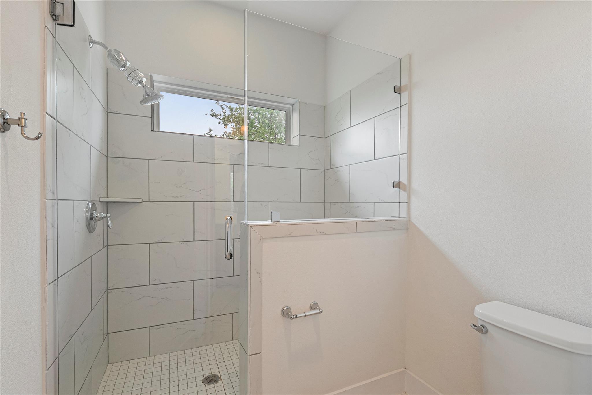 5006 Baker St # A, Austin, TX 78721