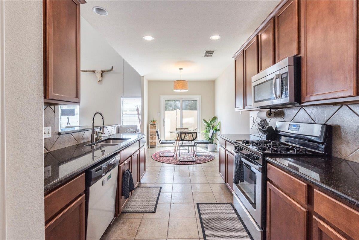 1721 Monahans Ln, Austin, TX 78748