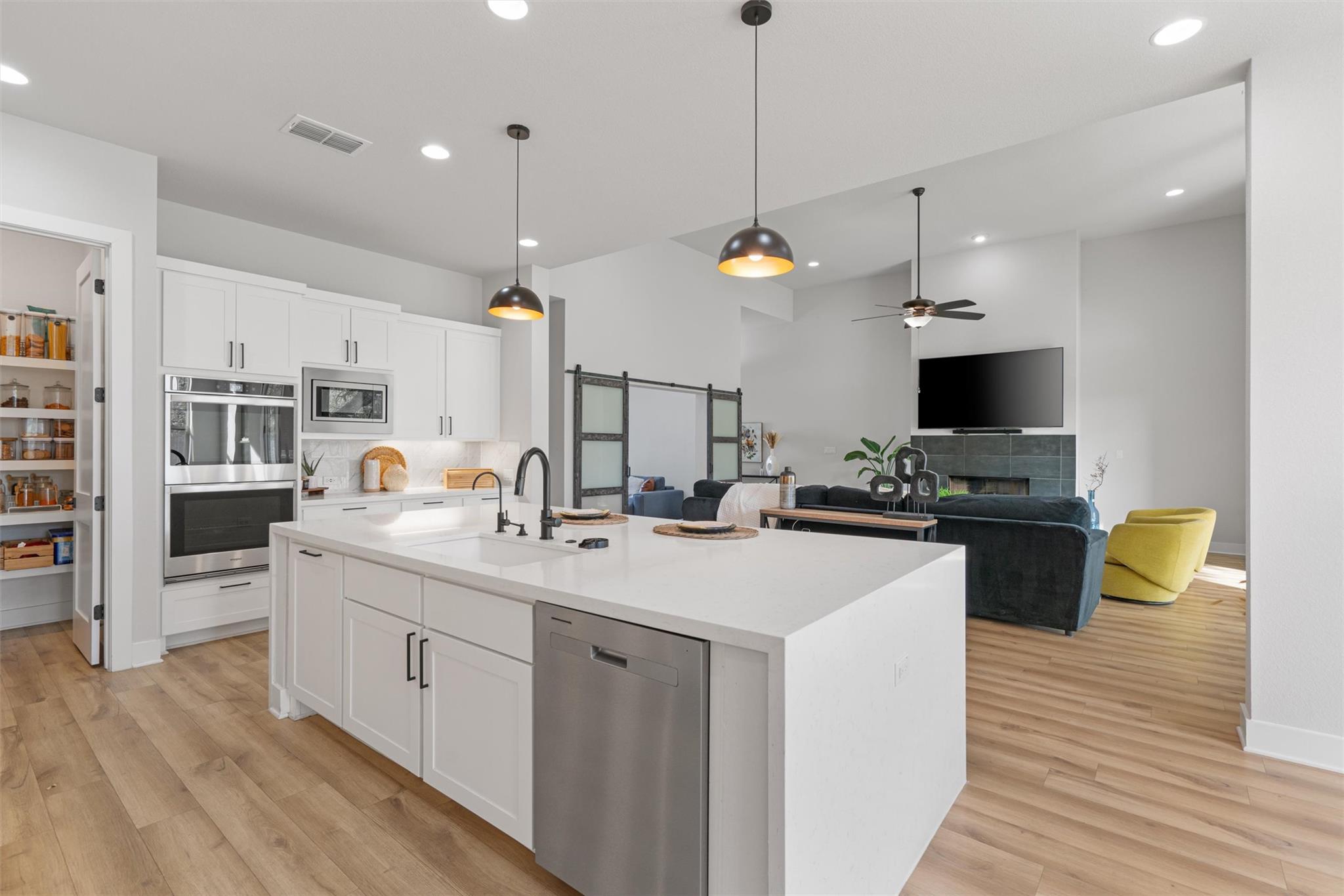 264 Wellborn Road Rd, Liberty Hill, TX 78642