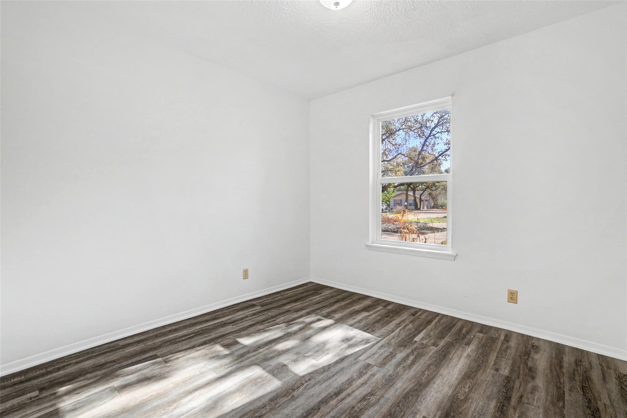 13504 Lois Ln, Austin, TX 78750