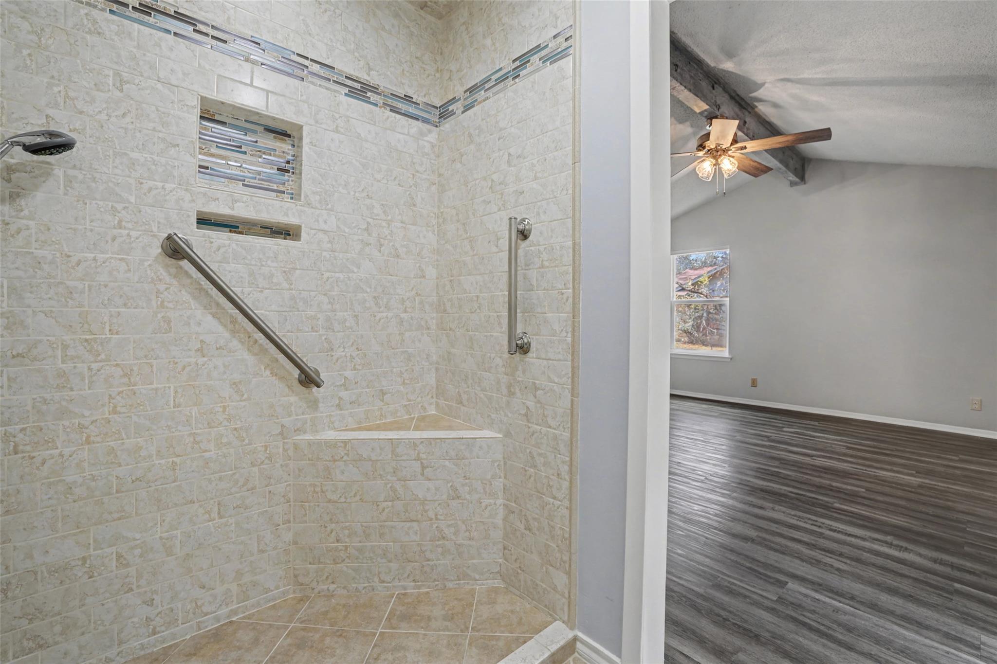 13504 Lois Ln, Austin, TX 78750