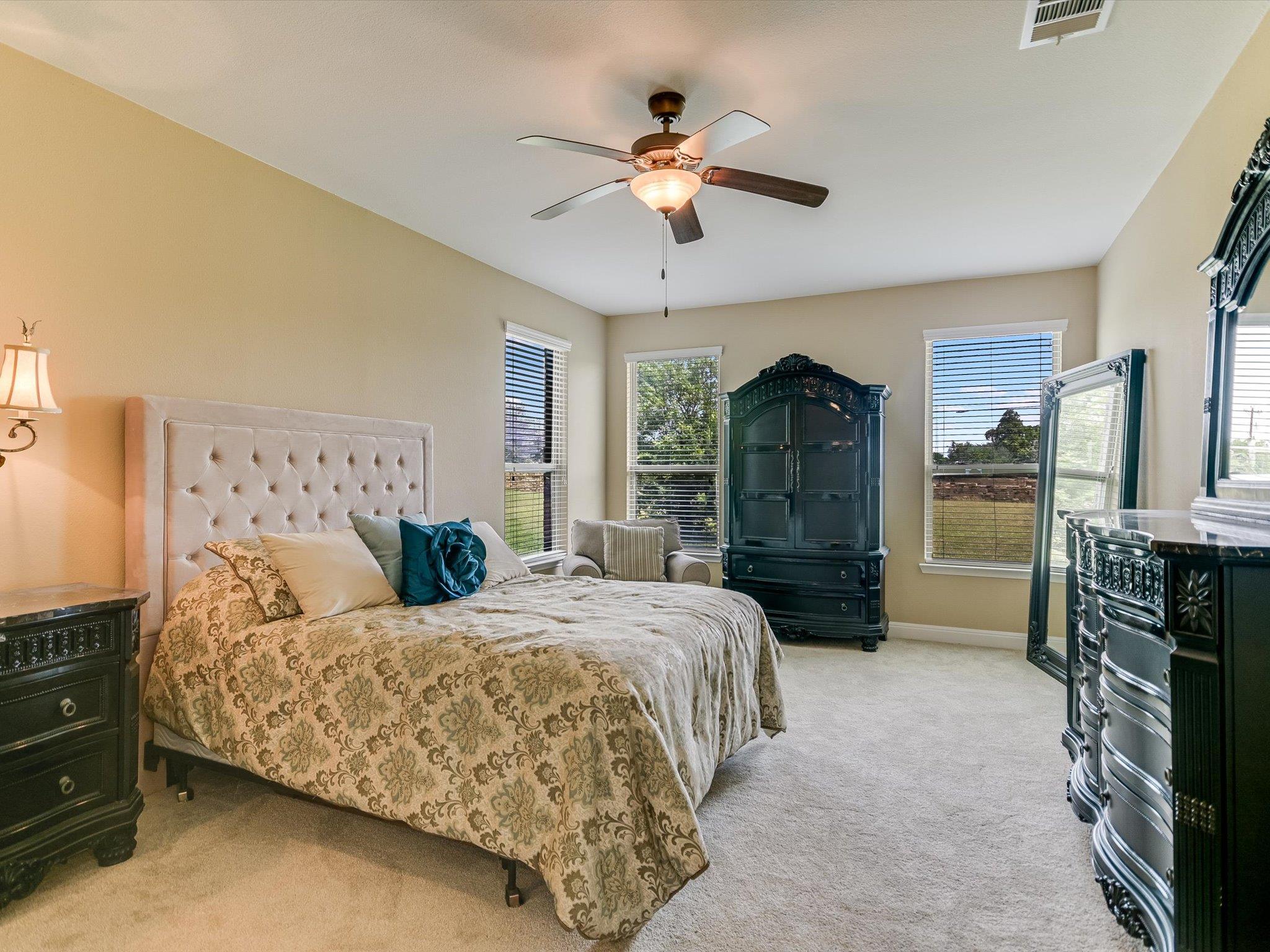 12400 Lostwood Cir, Austin, TX 78748