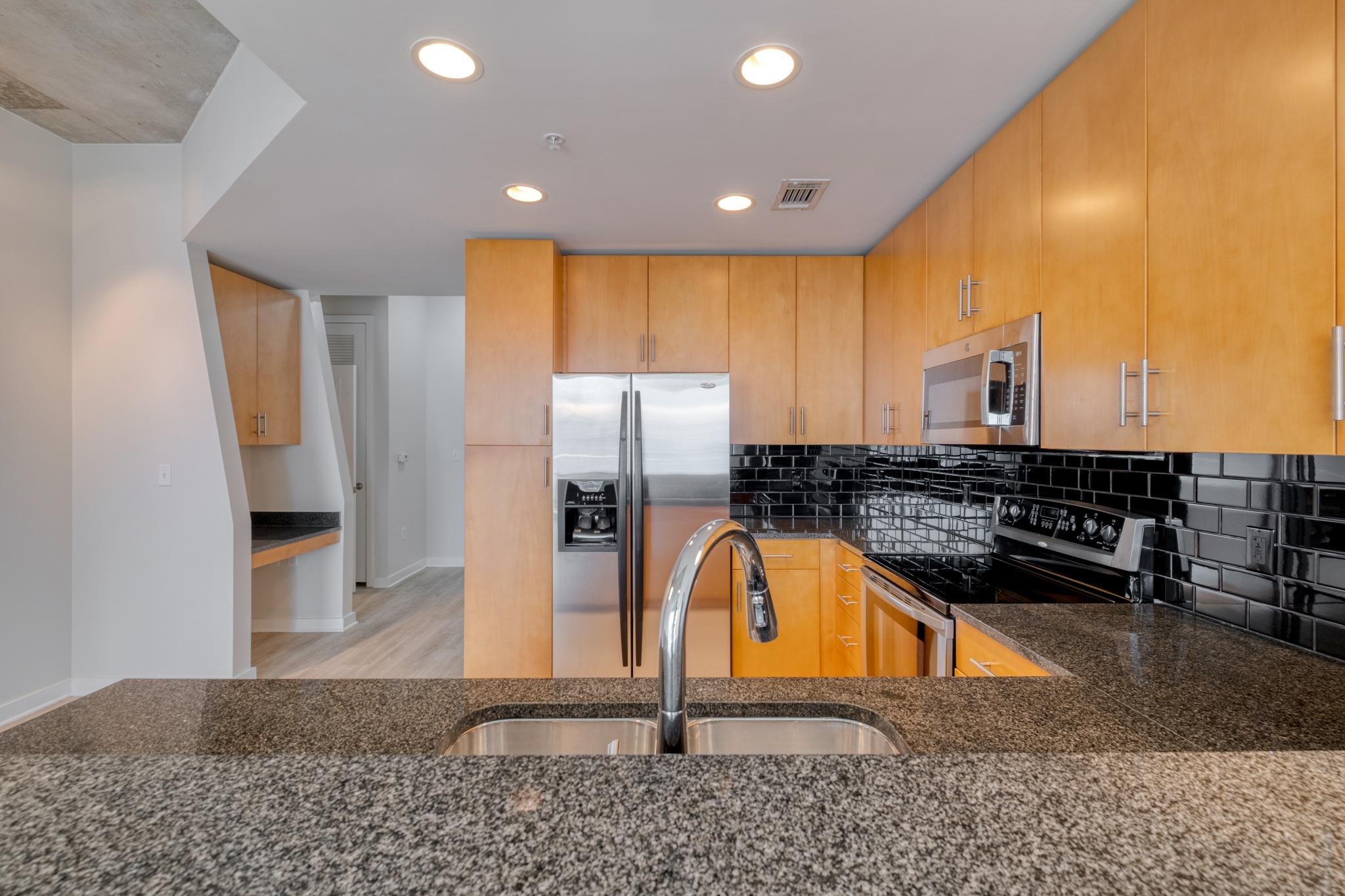 360 Nueces St # 2407, Austin, TX 78701