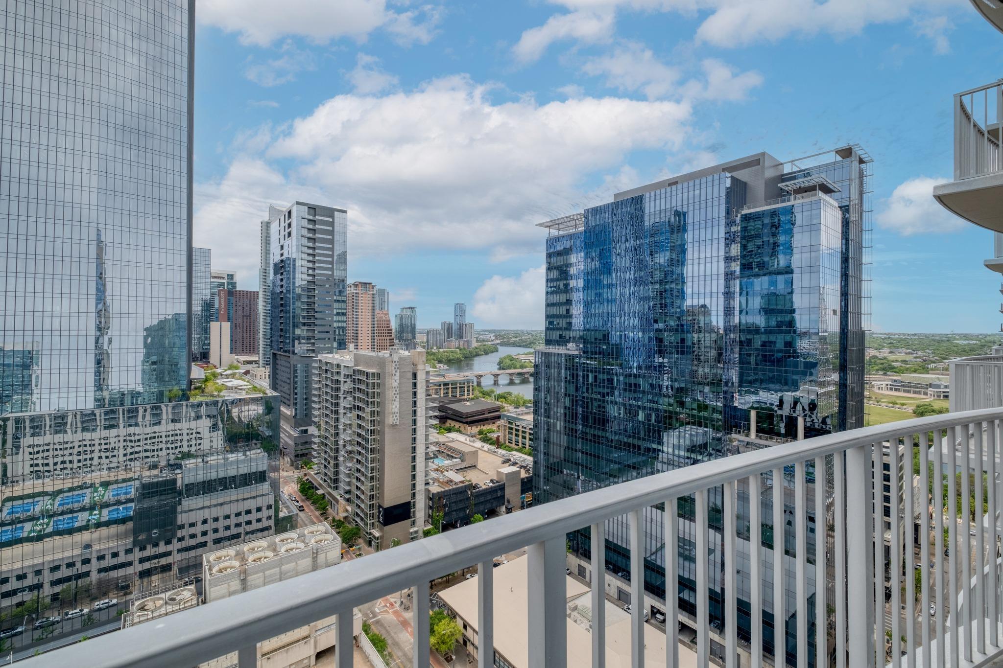 360 Nueces St # 2407, Austin, TX 78701