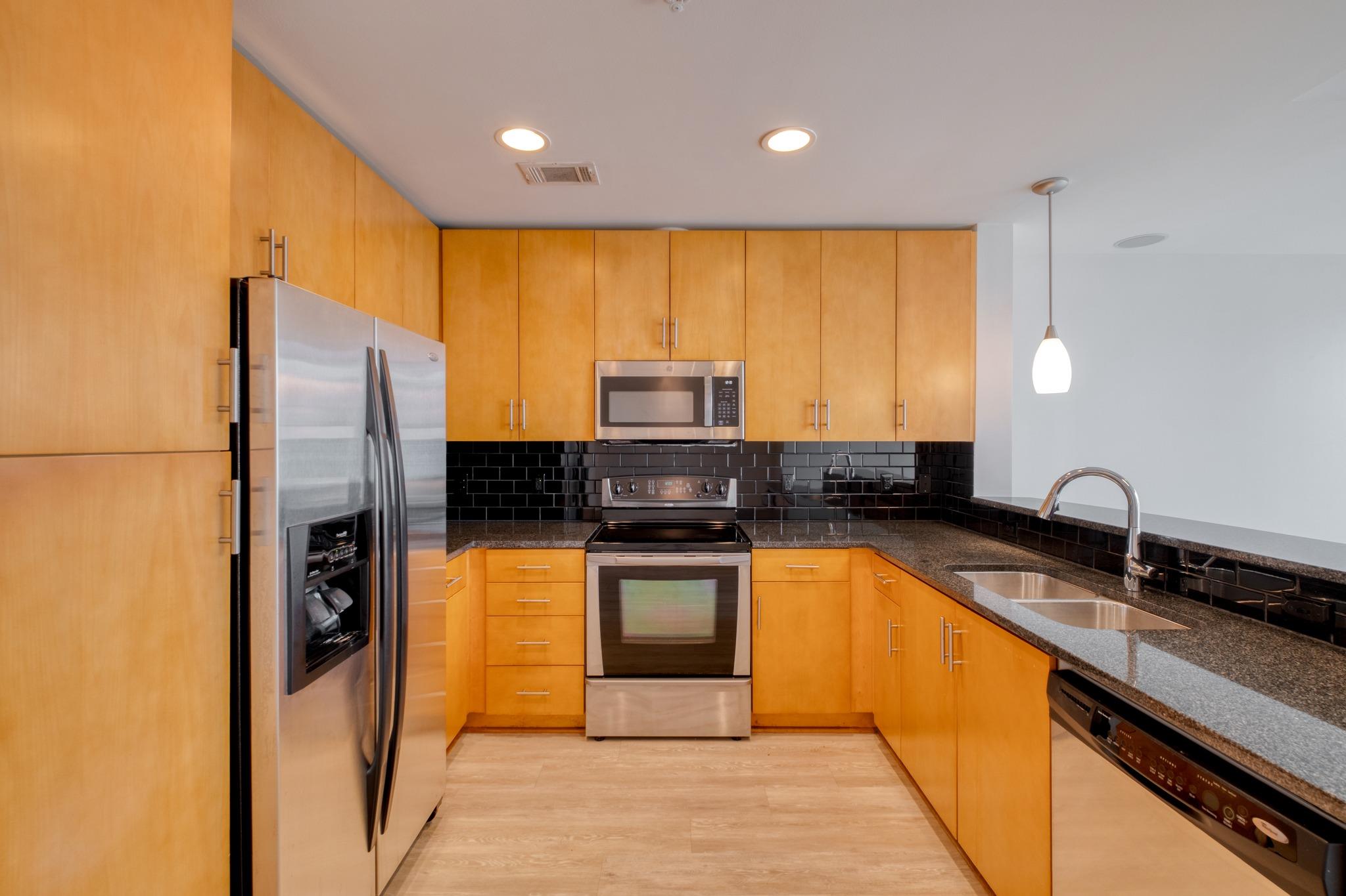 360 Nueces St # 2407, Austin, TX 78701