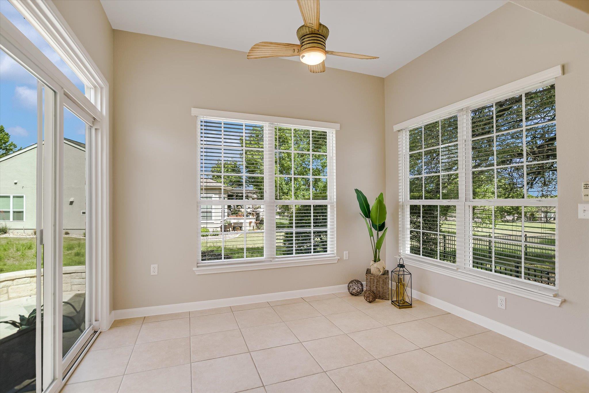 305 Rosecliff Dr, Georgetown, TX 78633