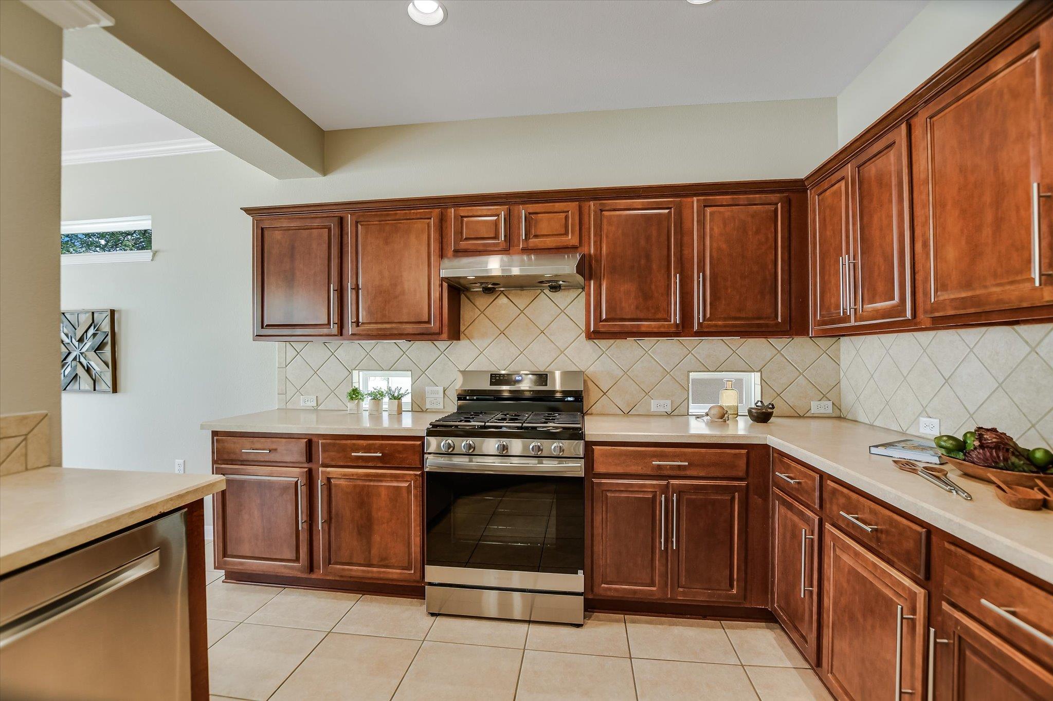 305 Rosecliff Dr, Georgetown, TX 78633