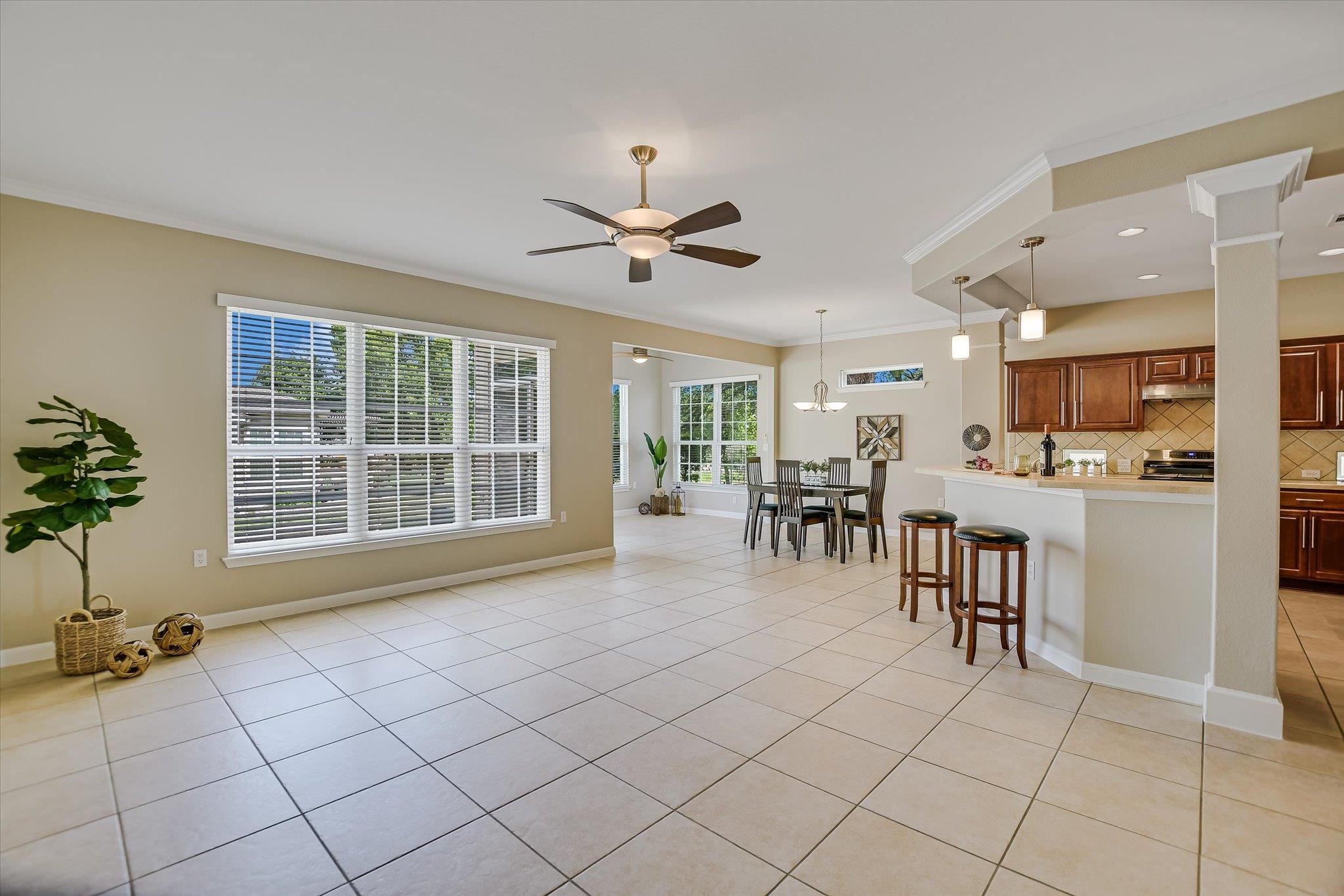 305 Rosecliff Dr, Georgetown, TX 78633