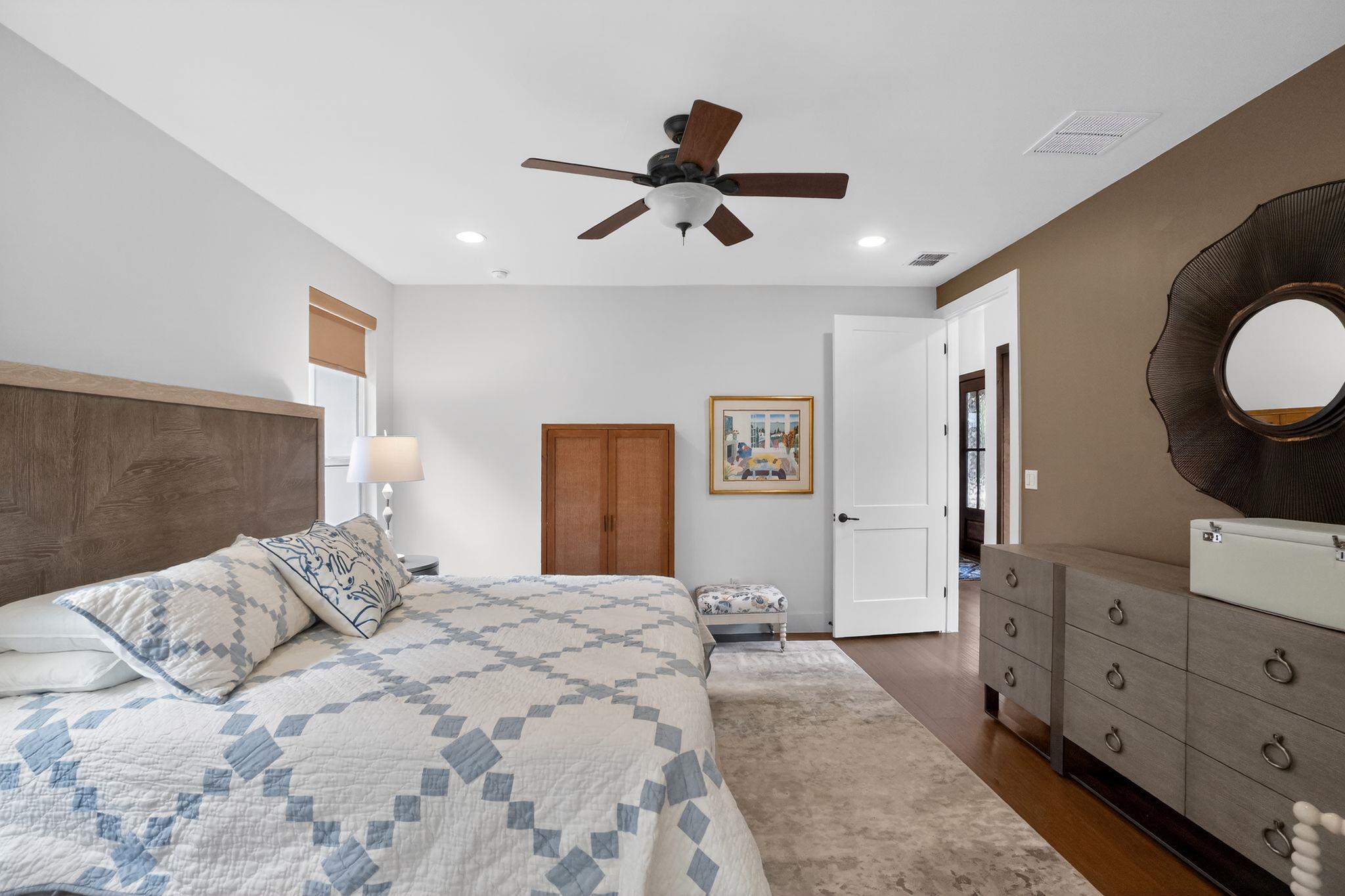 270 Rambling Oaks Dr, Wimberley, TX 78676