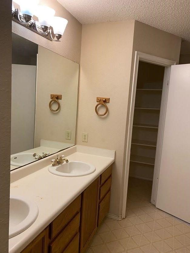 3215 Elizabeth Anne Ln, Round Rock, TX 78664