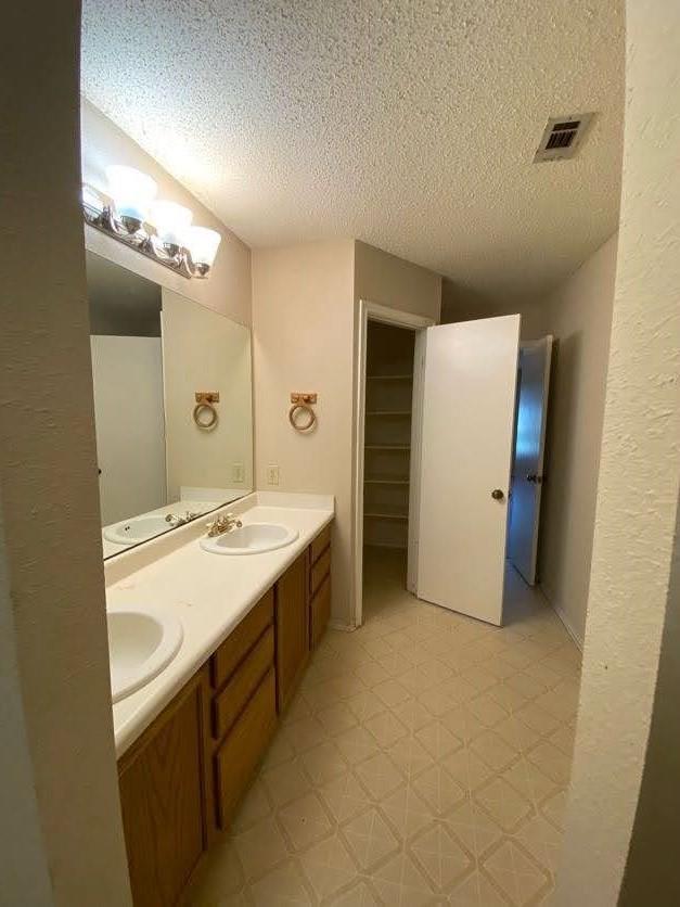 3215 Elizabeth Anne Ln, Round Rock, TX 78664