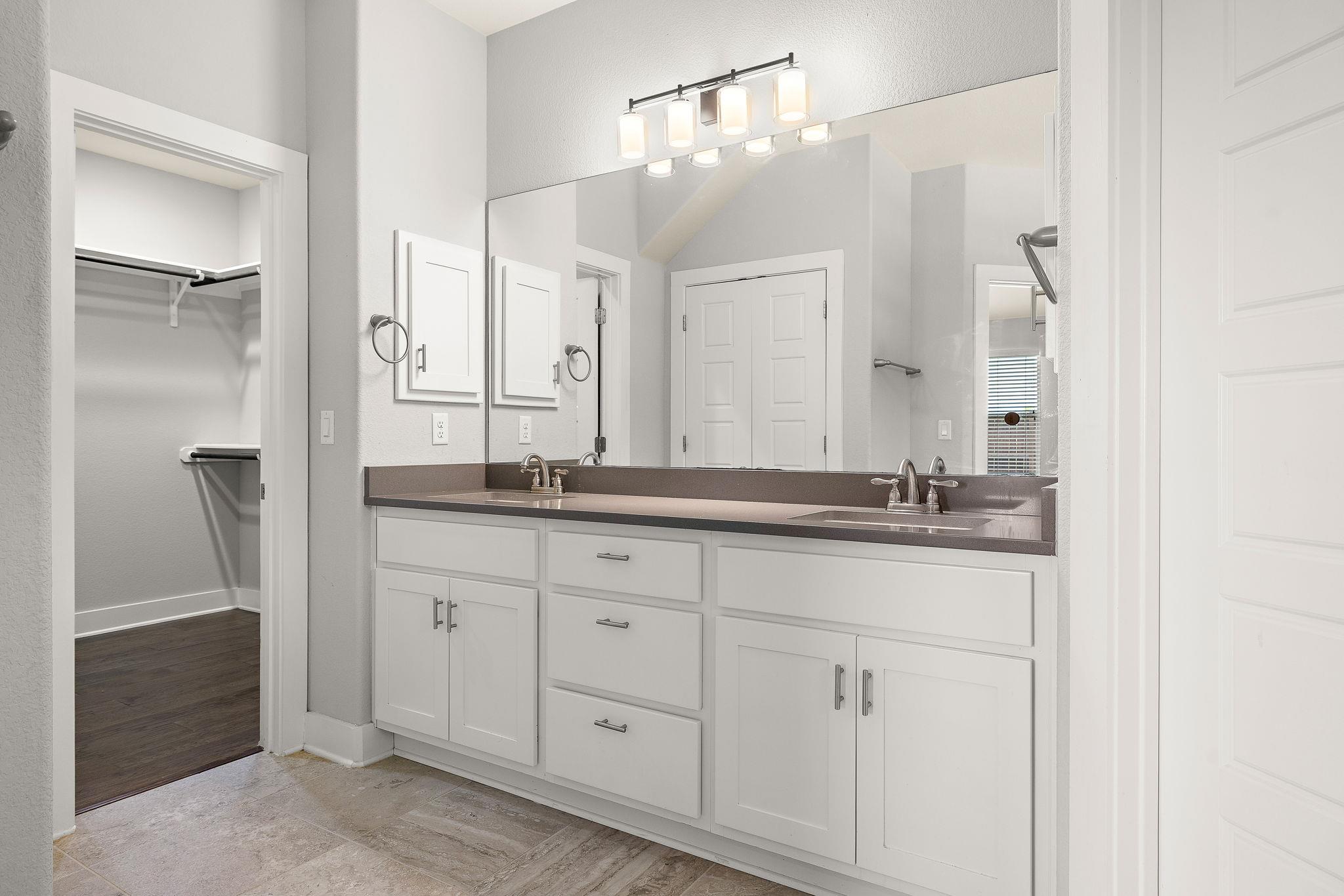 7520 Kinross Trl, Austin, TX 78754