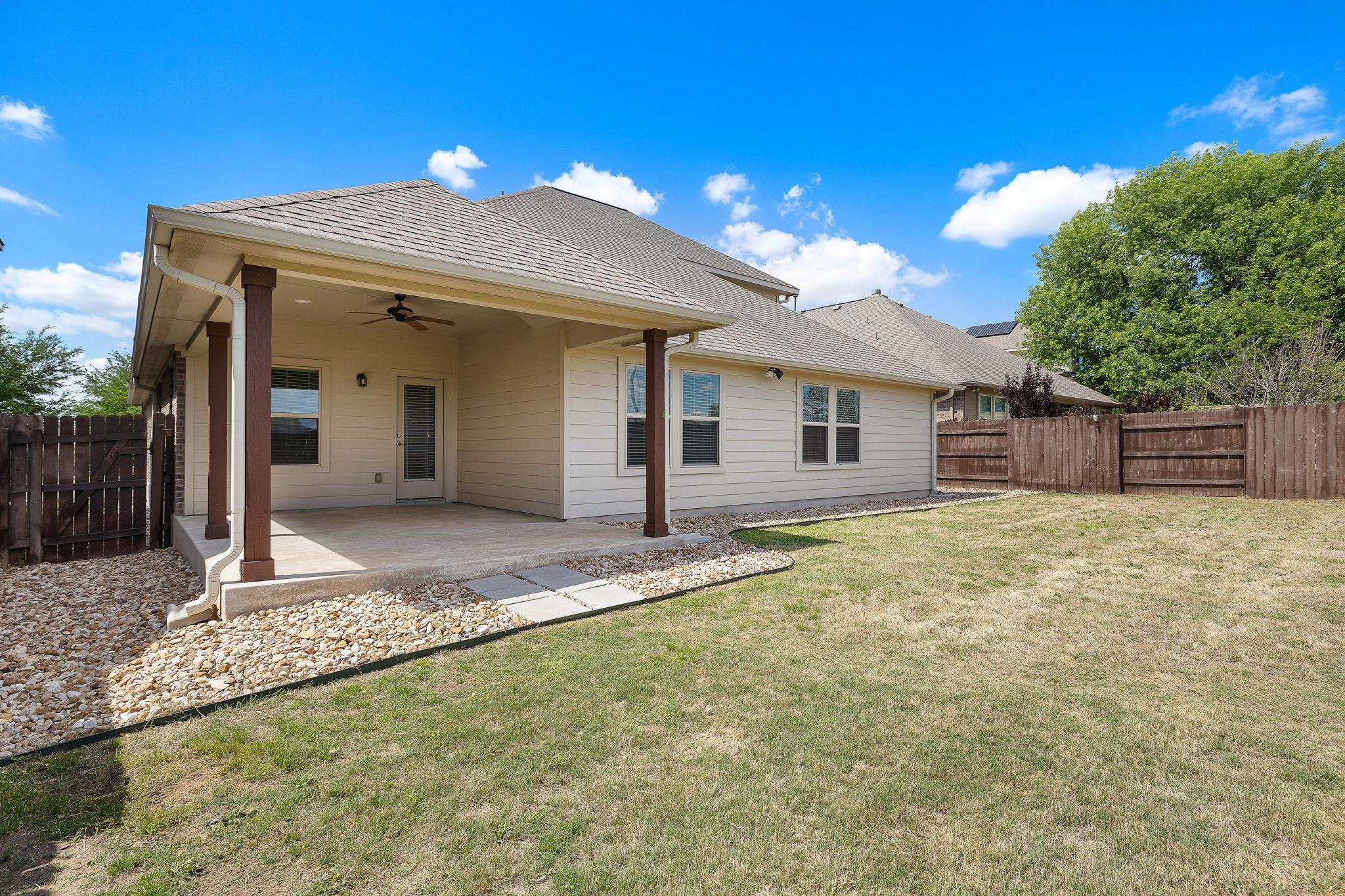 7520 Kinross Trl, Austin, TX 78754