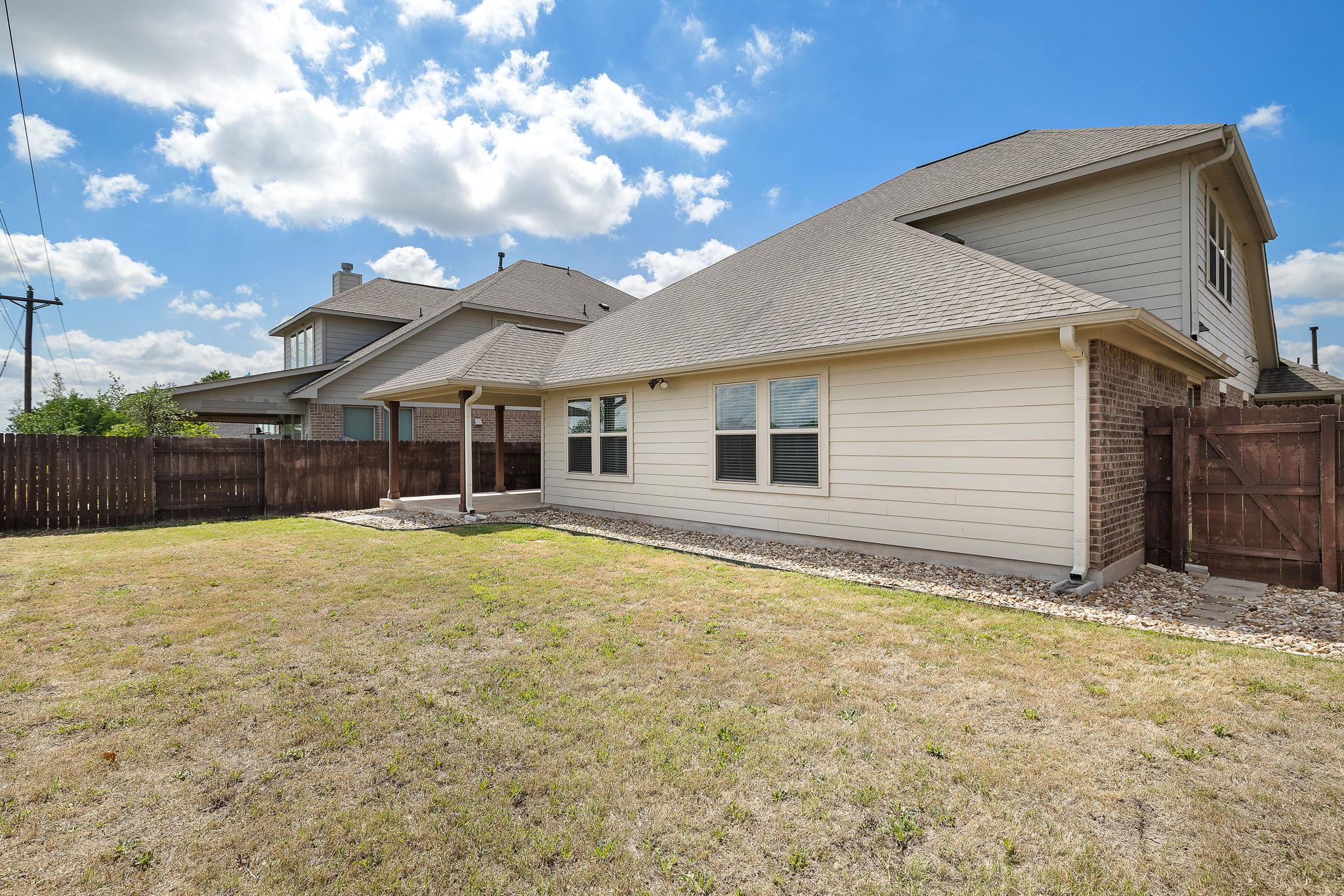 7520 Kinross Trl, Austin, TX 78754