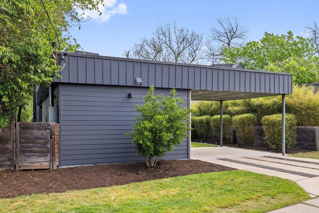 613 W Mary St # B, Austin, TX 78704