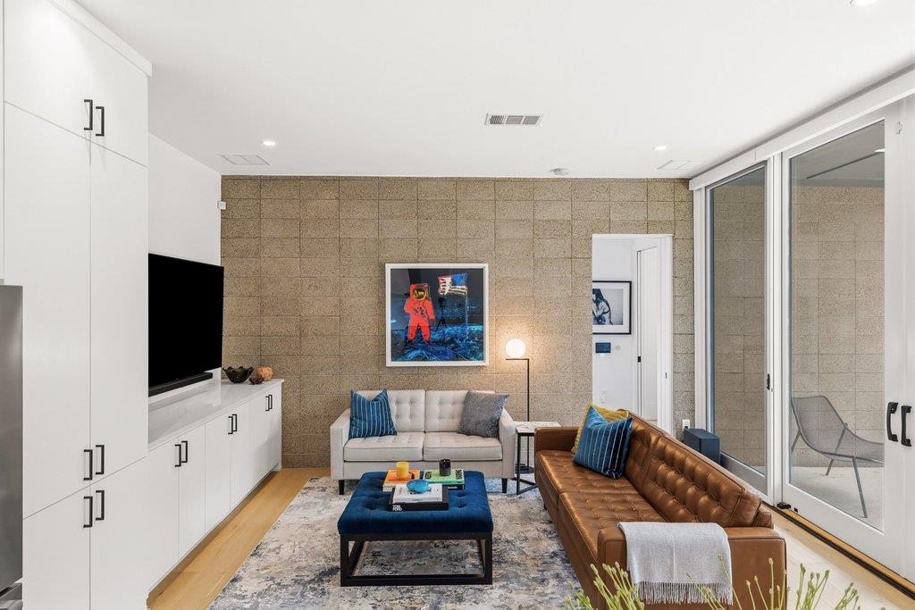 613 W Mary St # B, Austin, TX 78704