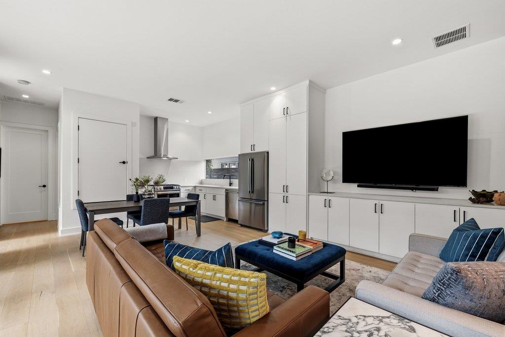 613 W Mary St # B, Austin, TX 78704