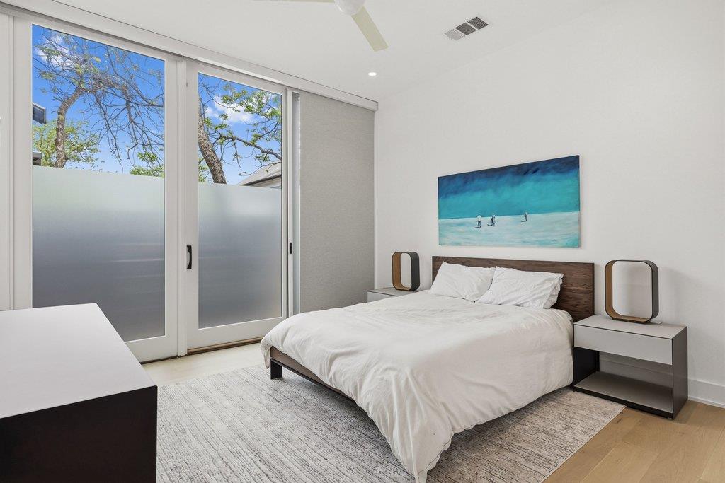 613 W Mary St # B, Austin, TX 78704