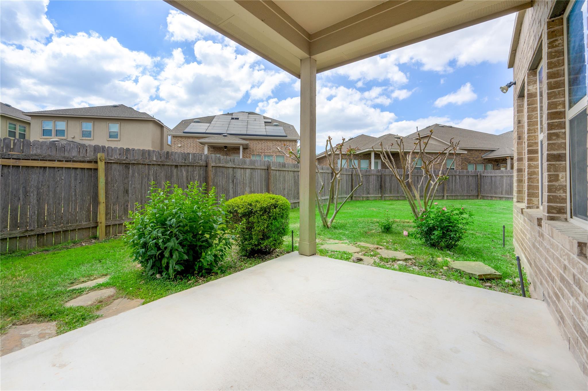 509 Nogales Ln, Leander, TX 78641