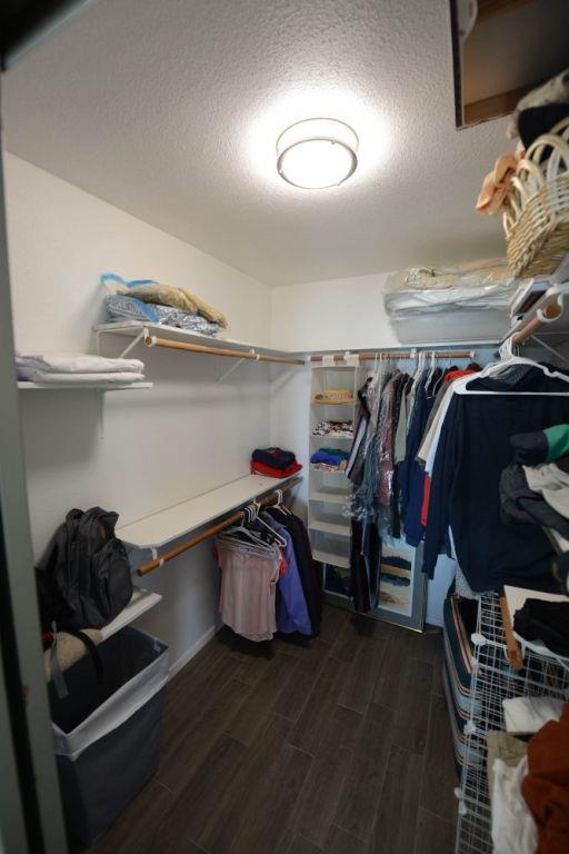 746 E Island Dr, Bluffton, TX 78607