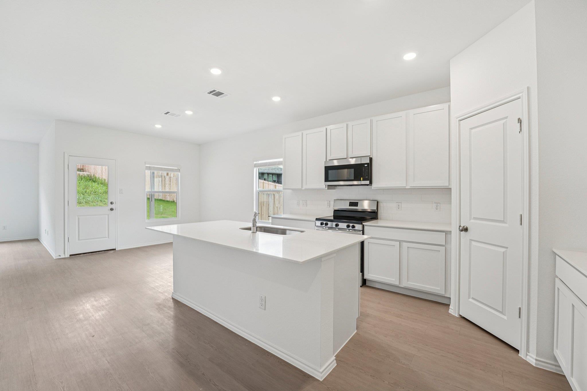 410 Bobby Lou Ln, Copperas Cove, TX 76522