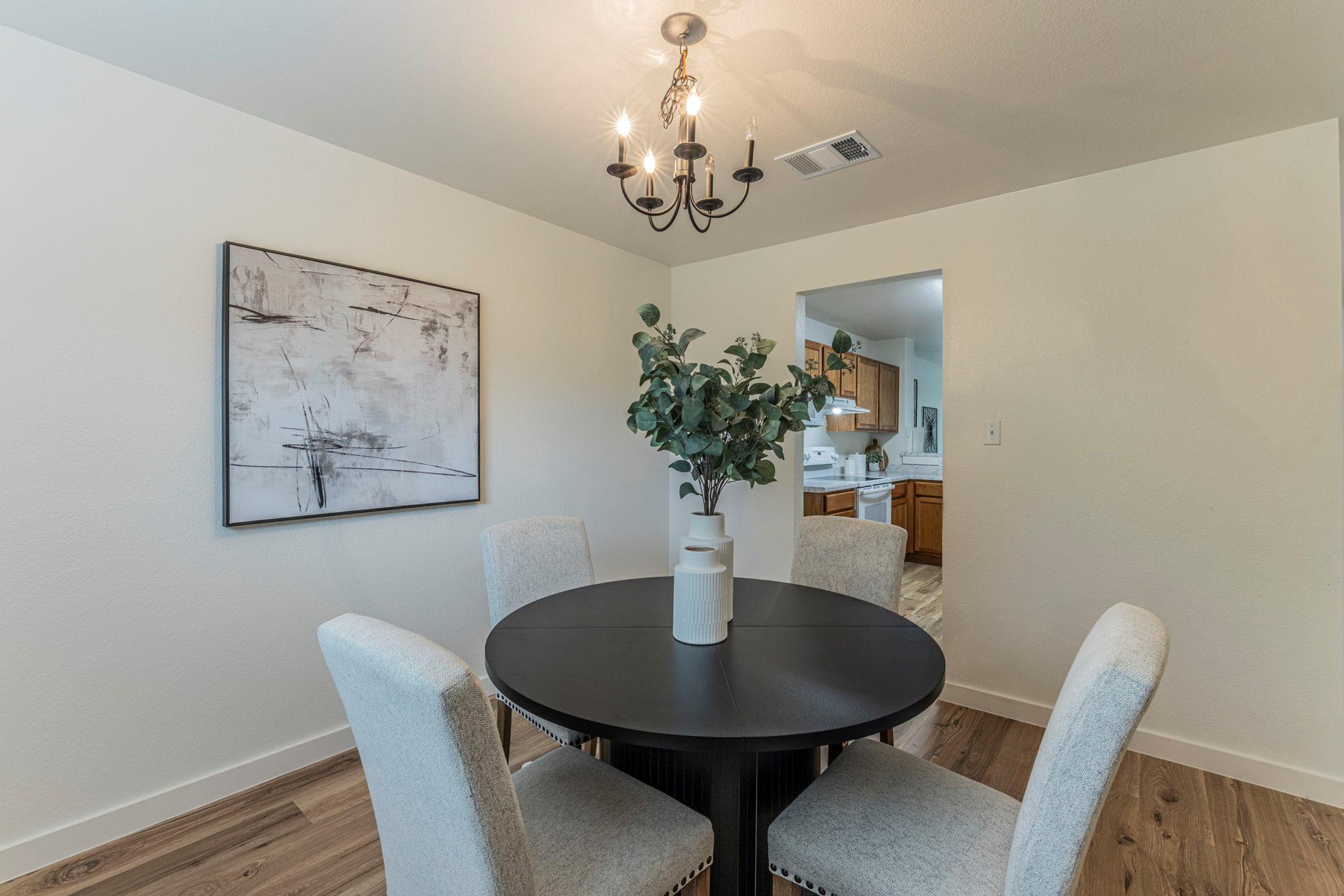 203 Wegstrom St, Hutto, TX 78634