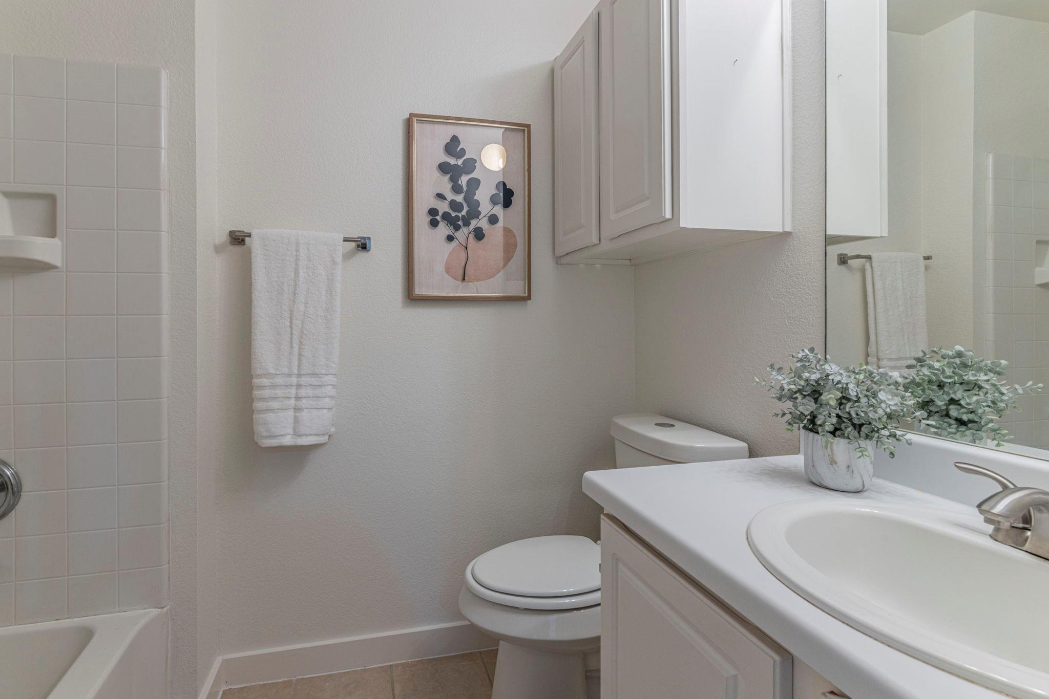 203 Wegstrom St, Hutto, TX 78634