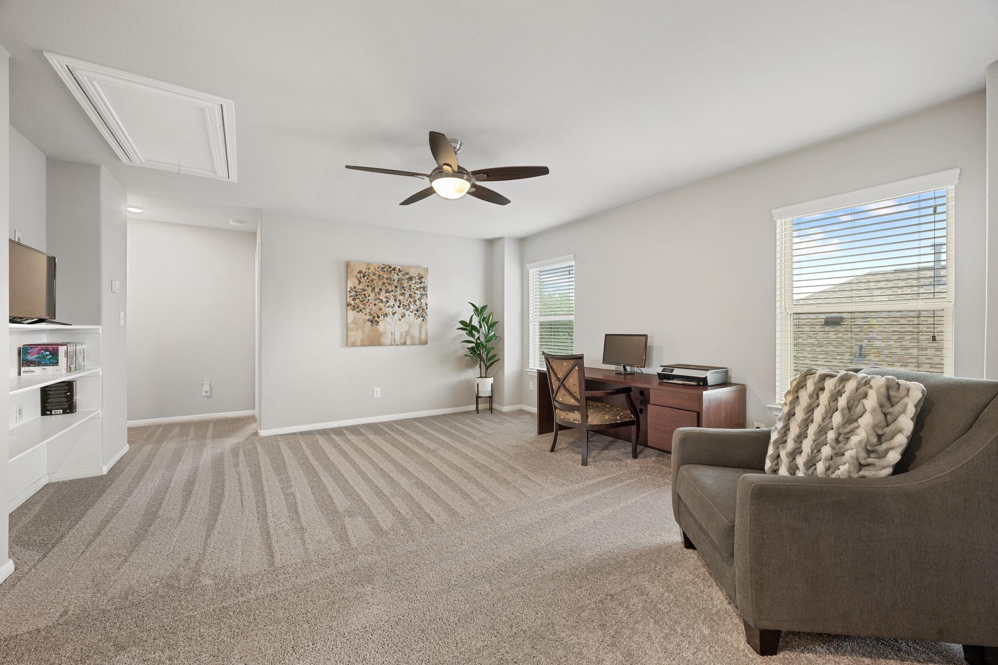 227 Callahan Ln, Leander, TX 78641