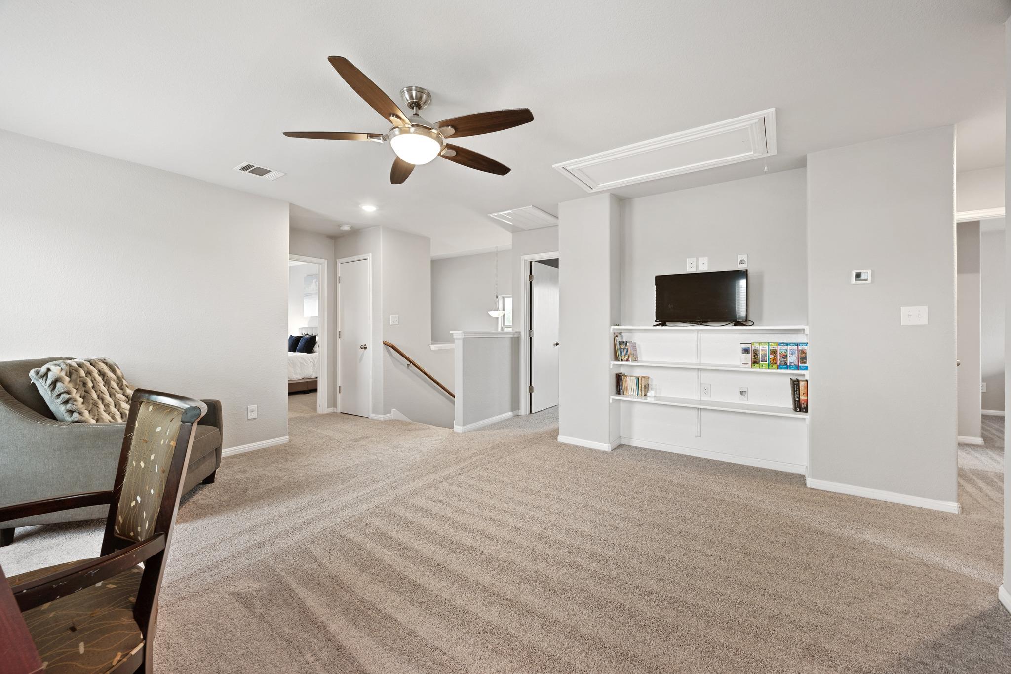 227 Callahan Ln, Leander, TX 78641