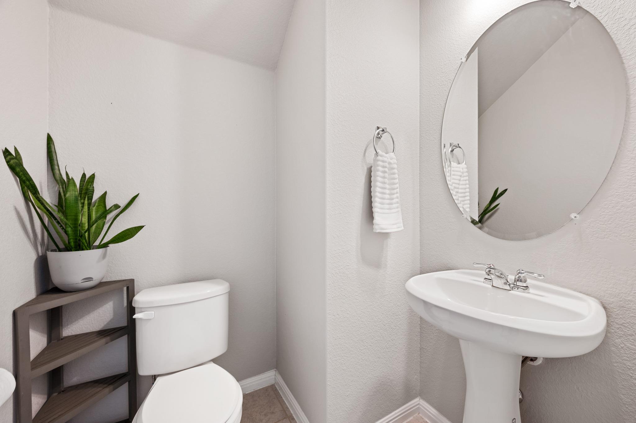 227 Callahan Ln, Leander, TX 78641