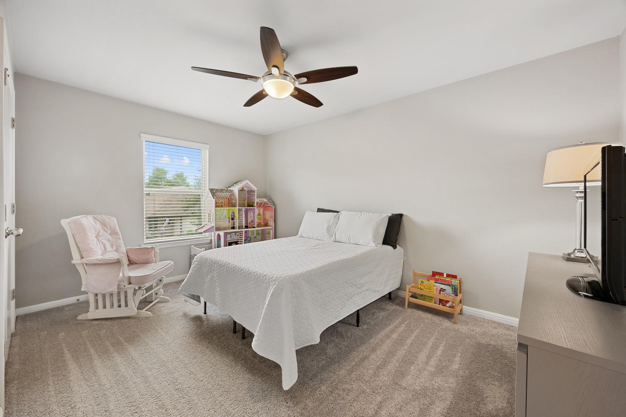 227 Callahan Ln, Leander, TX 78641