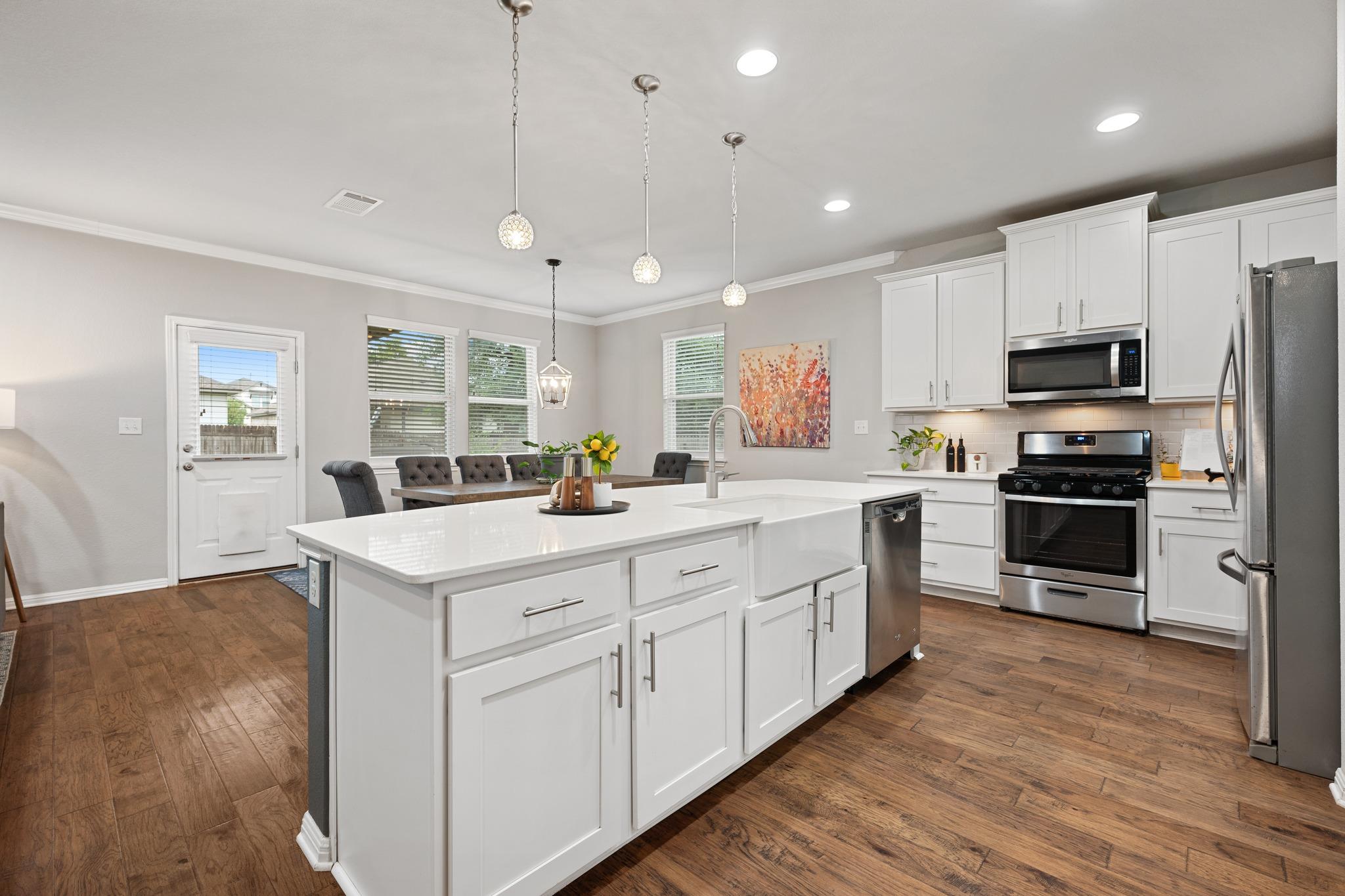 227 Callahan Ln, Leander, TX 78641