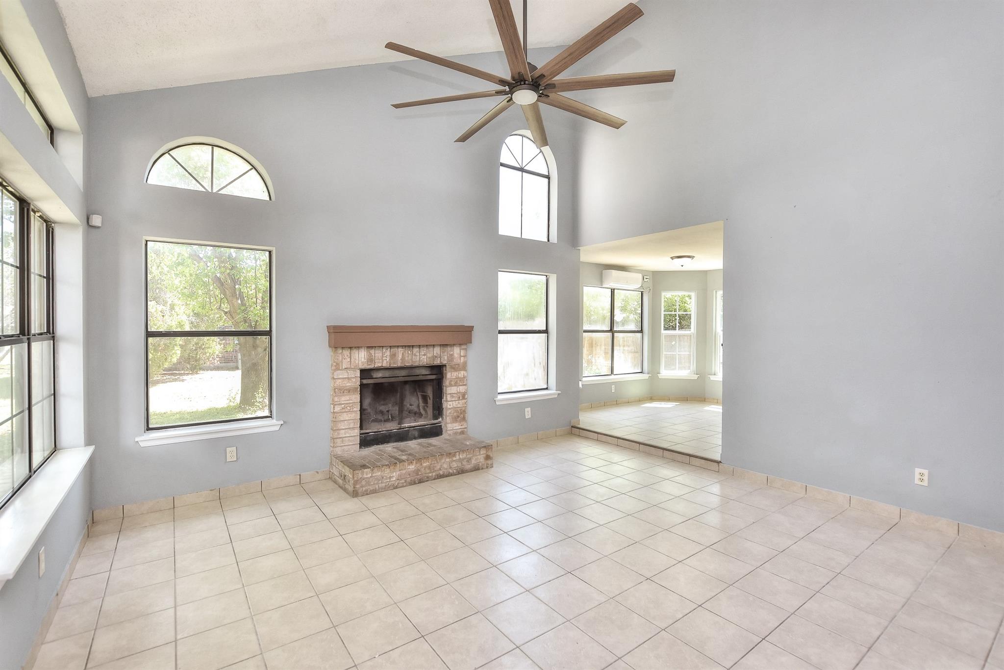 1202 Southwalk St, Georgetown, TX 78626