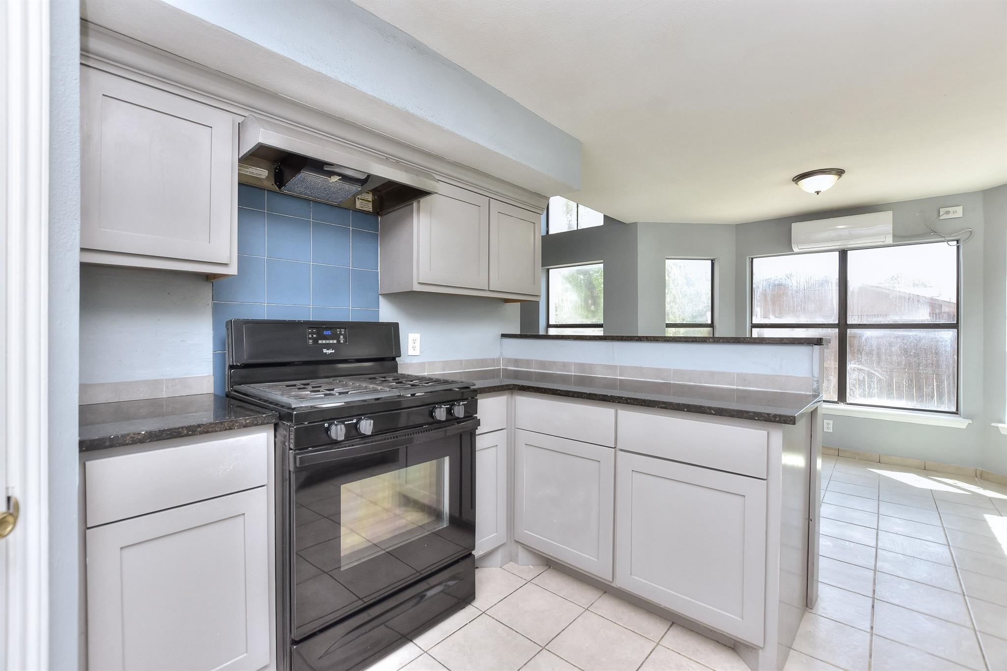 1202 Southwalk St, Georgetown, TX 78626