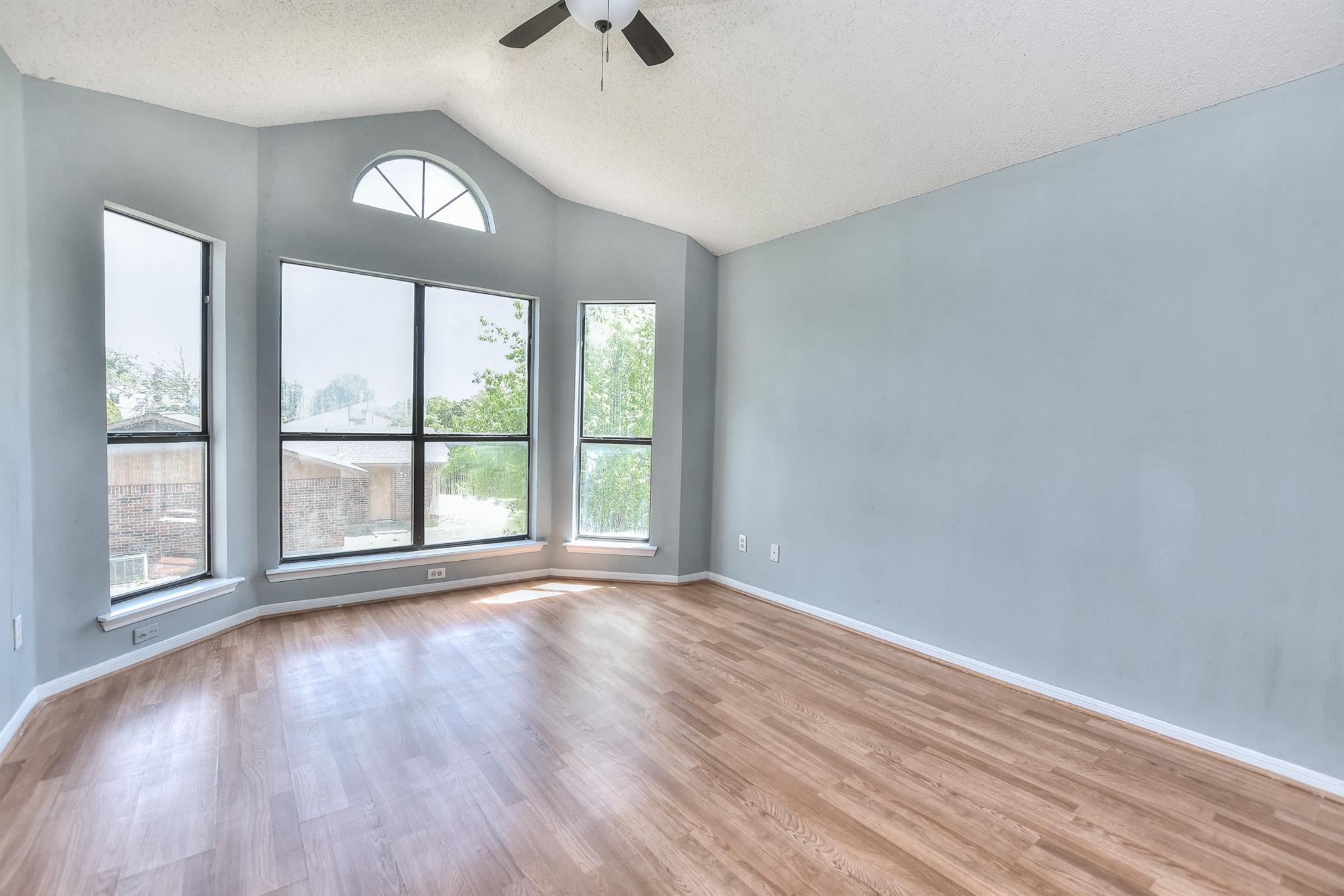 1202 Southwalk St, Georgetown, TX 78626