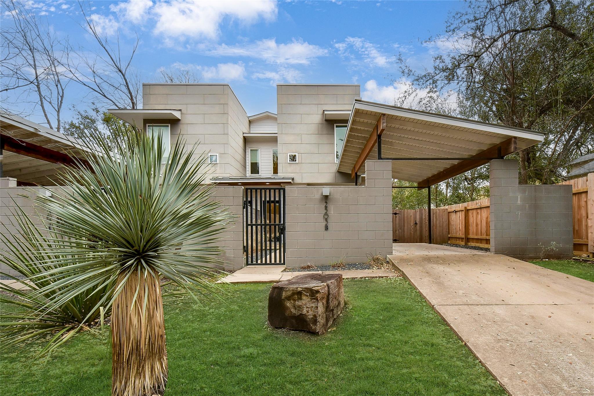 2503 S 6th St # B, Austin, TX 78704