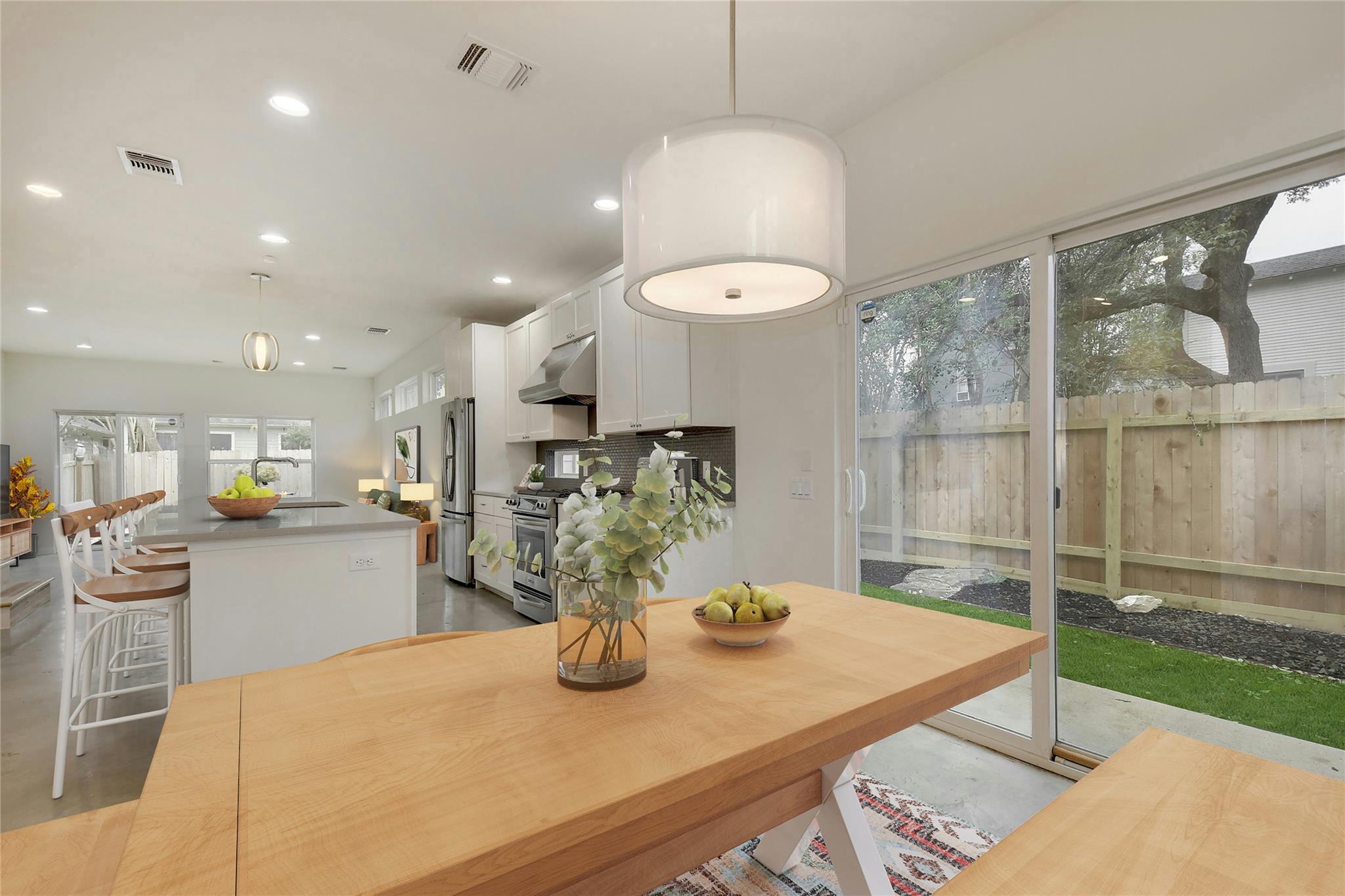 2503 S 6th St # B, Austin, TX 78704