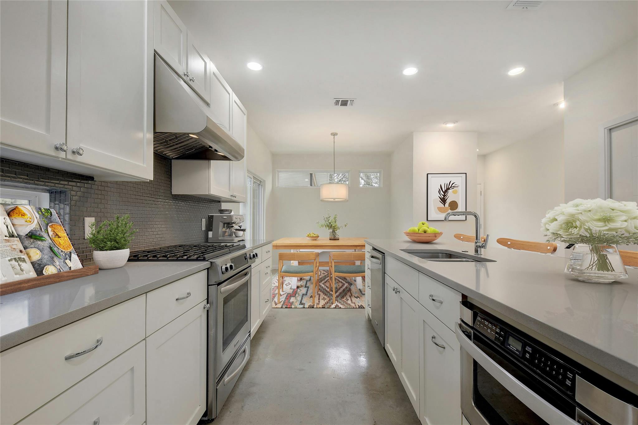 2503 S 6th St # B, Austin, TX 78704