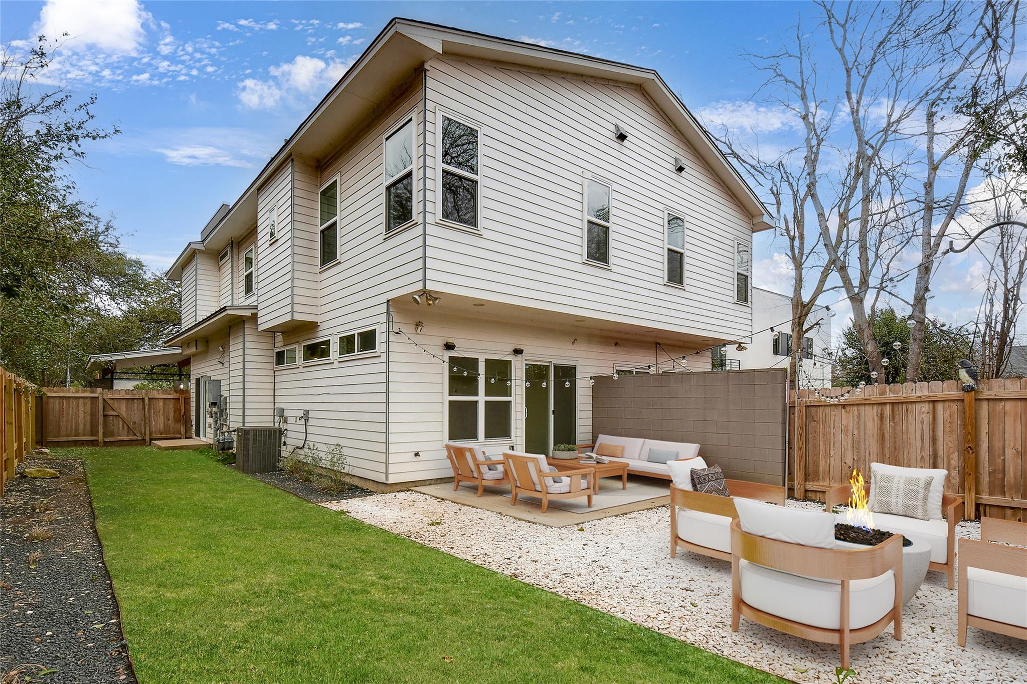 2503 S 6th St # B, Austin, TX 78704