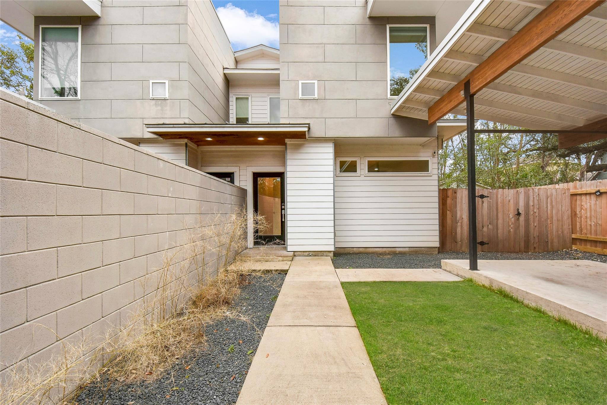 2503 S 6th St # B, Austin, TX 78704