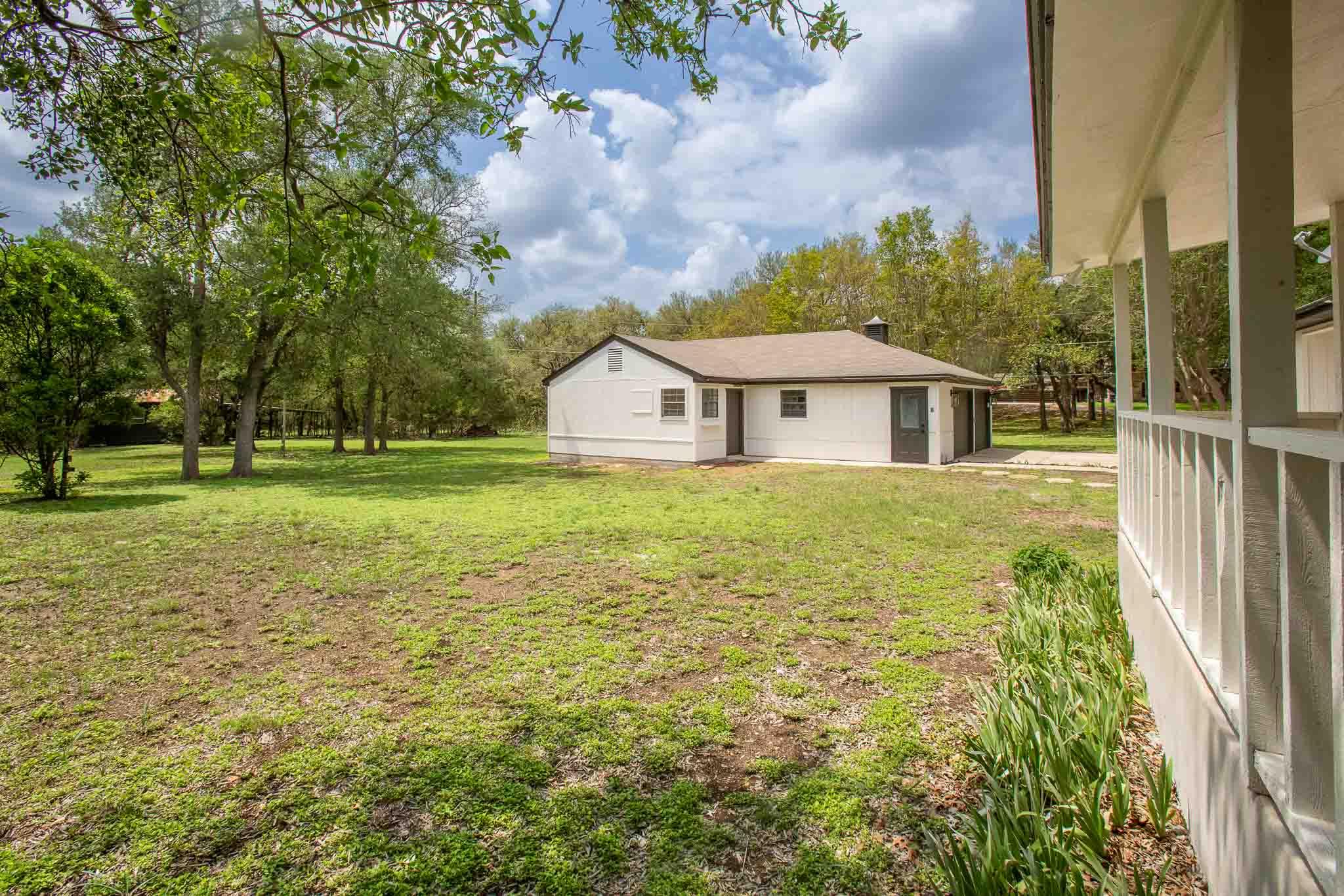 409 Village West Dr, San Marcos, TX 78666