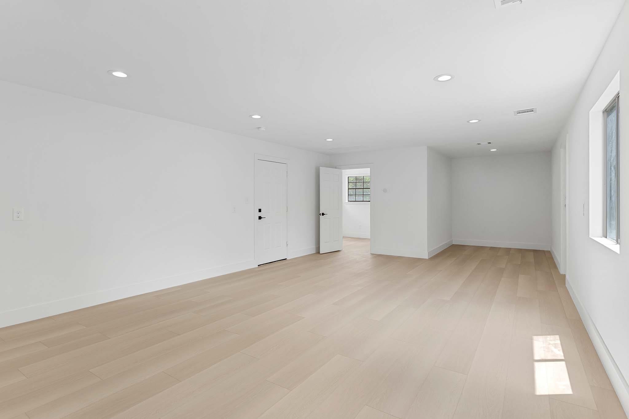 409 Village West Dr, San Marcos, TX 78666