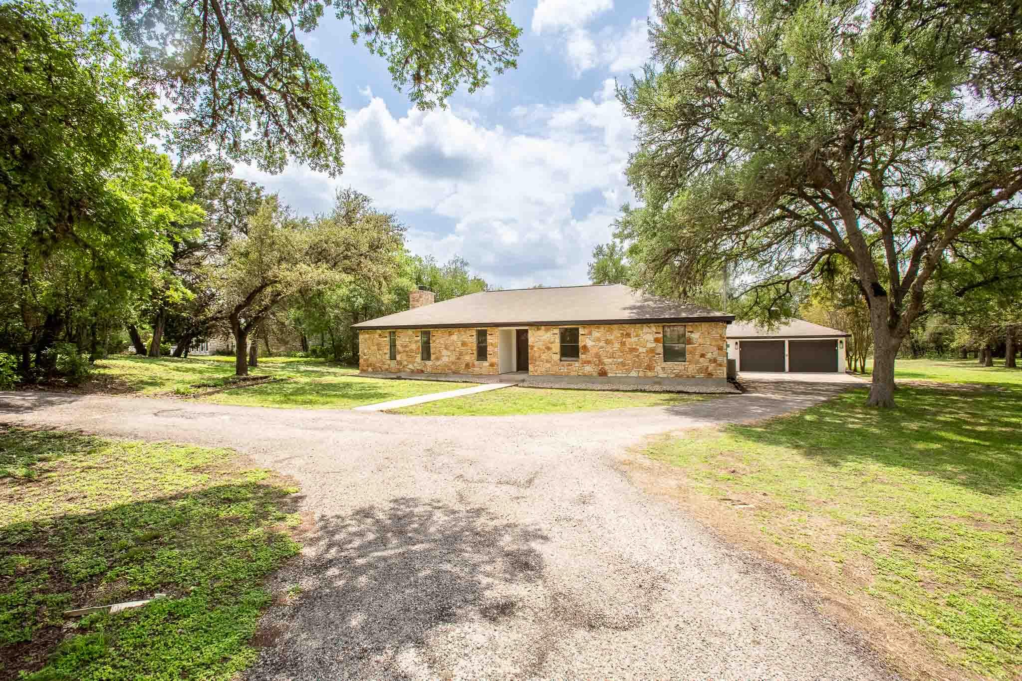 409 Village West Dr, San Marcos, TX 78666