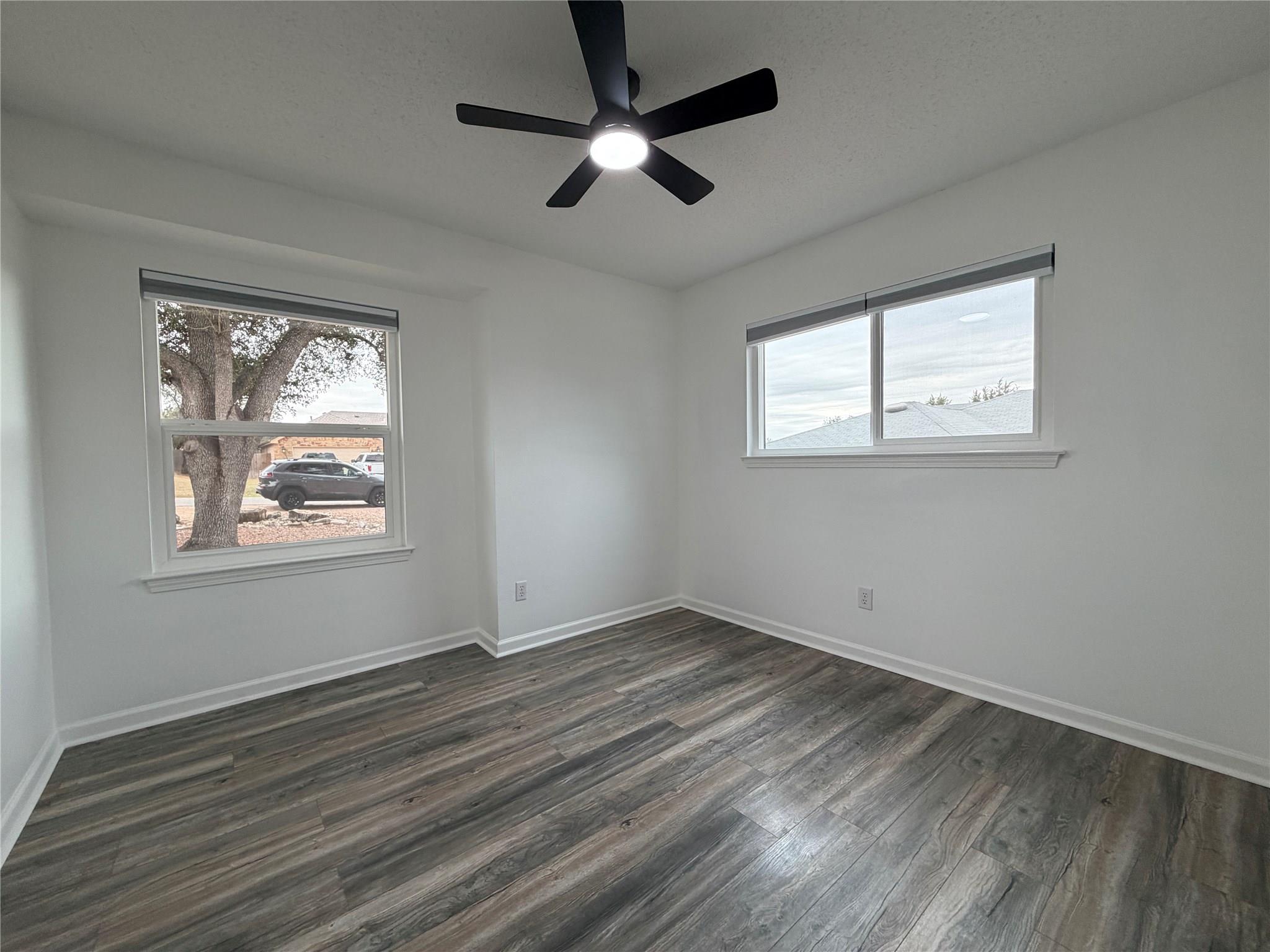 21837 Ticonderoga Ave, Lago Vista, TX 78645